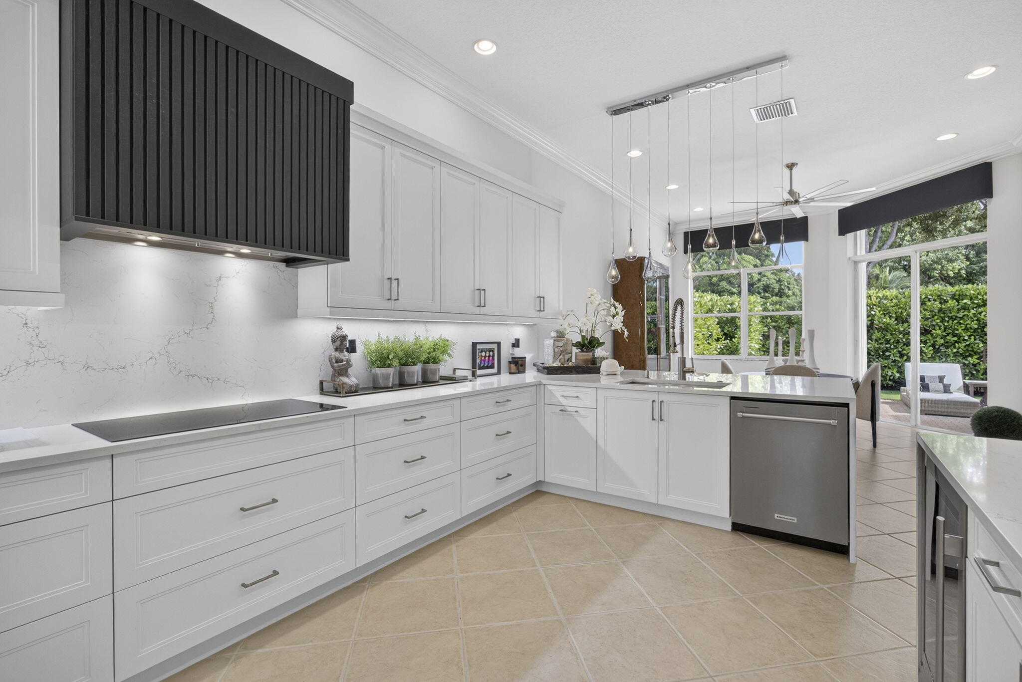 9469 Via Elegante Property Photo 15