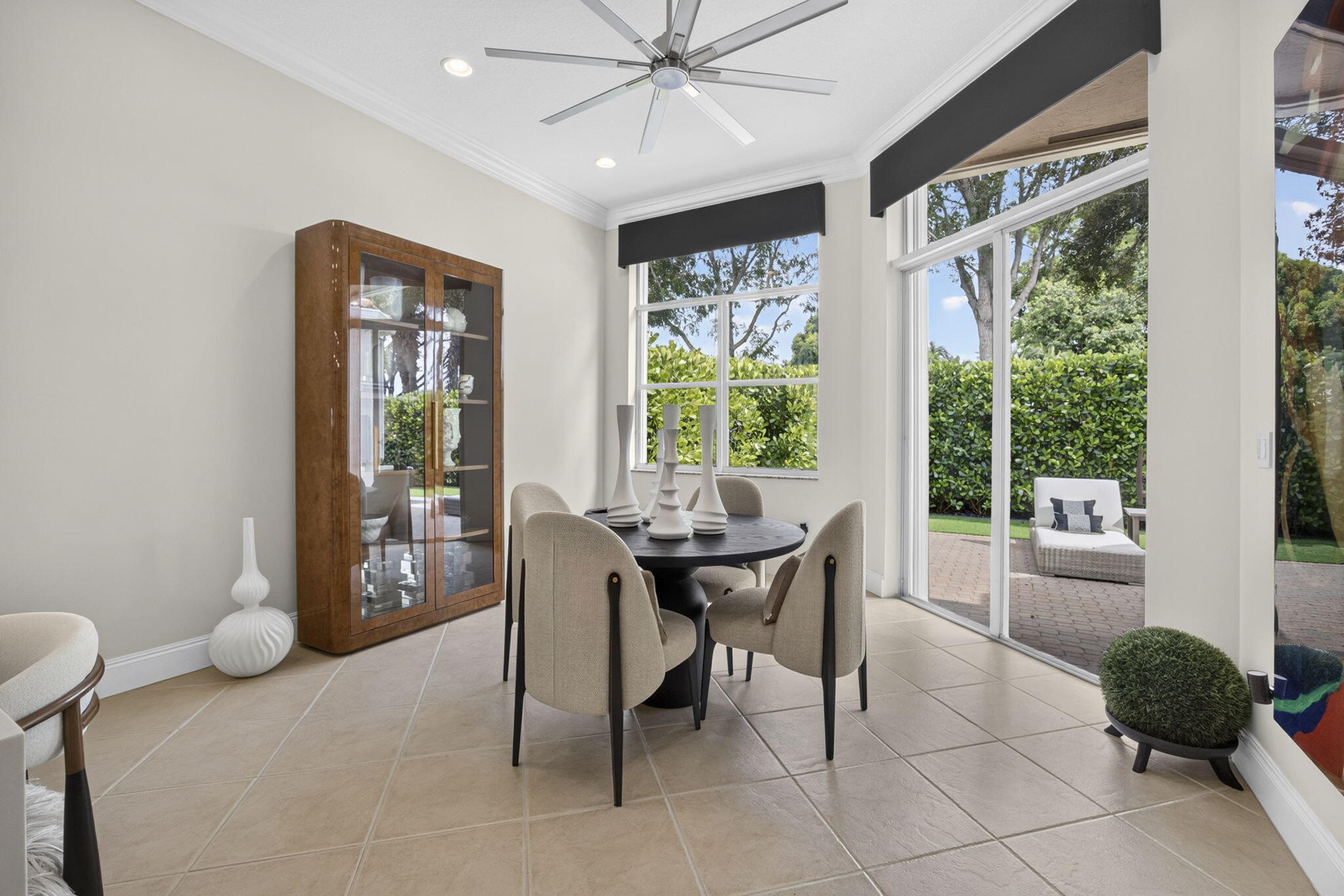 9469 Via Elegante Property Photo 18