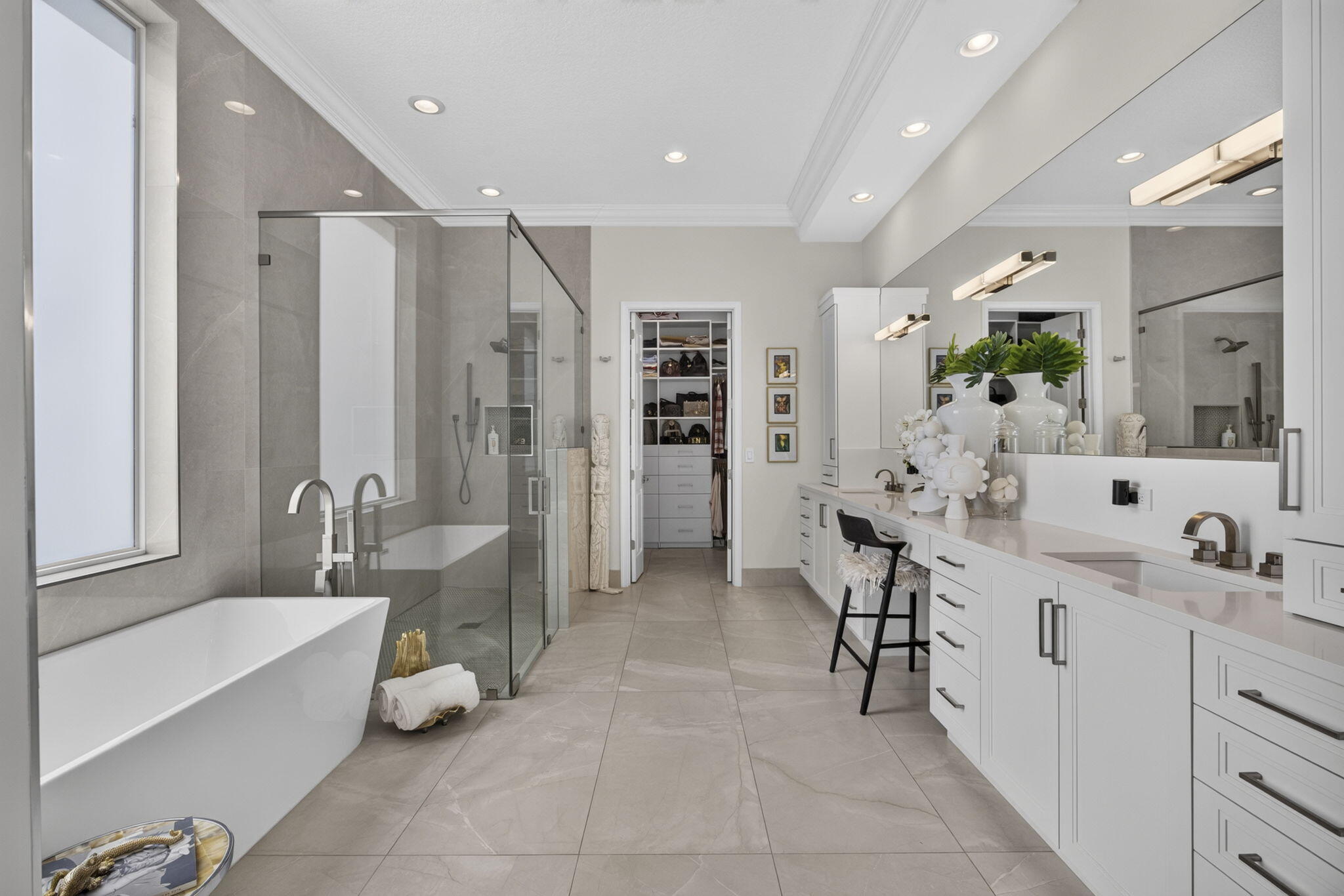 9469 Via Elegante Property Photo 23