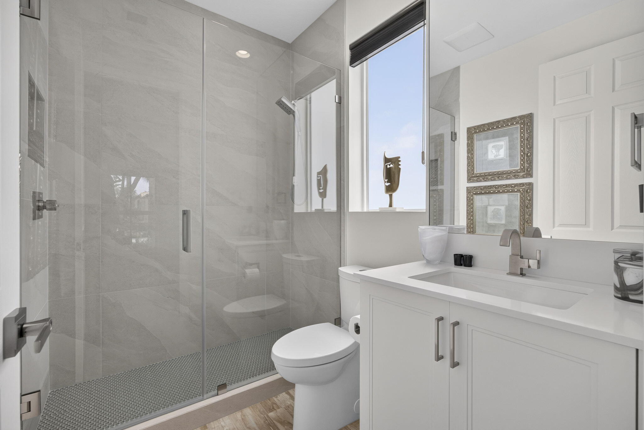 9469 Via Elegante Property Photo 28