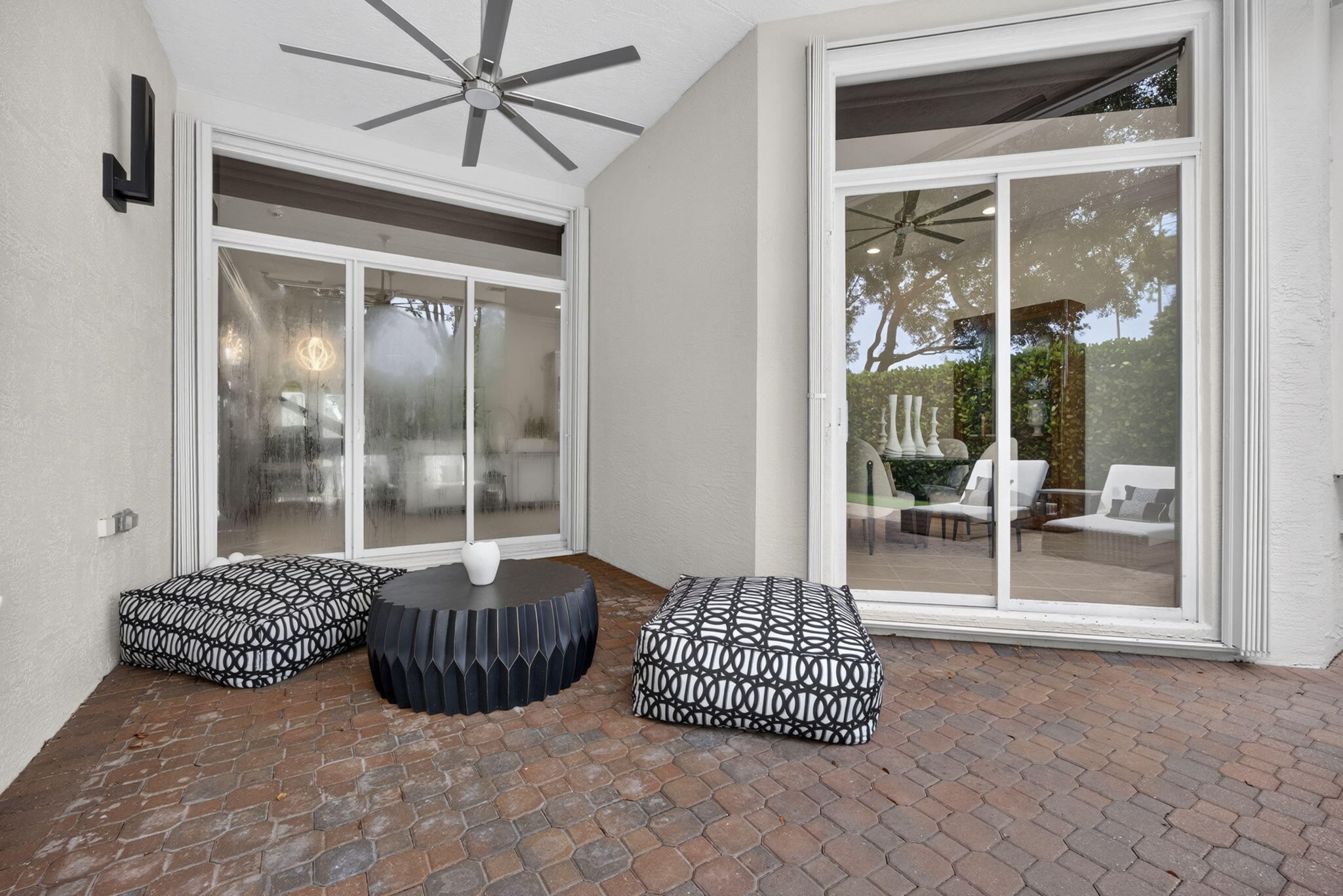 9469 Via Elegante Property Photo 33