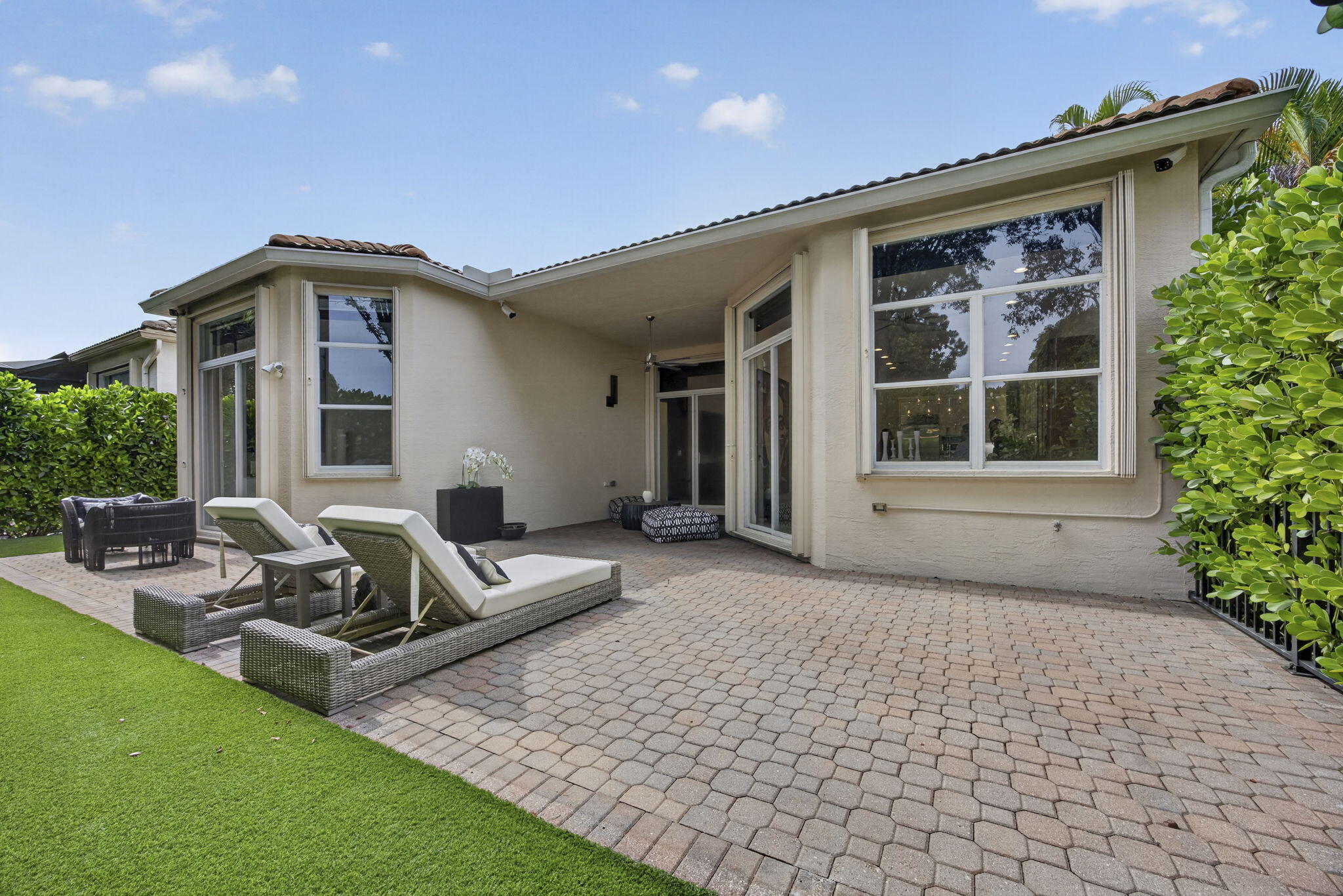 9469 Via Elegante Property Photo 37