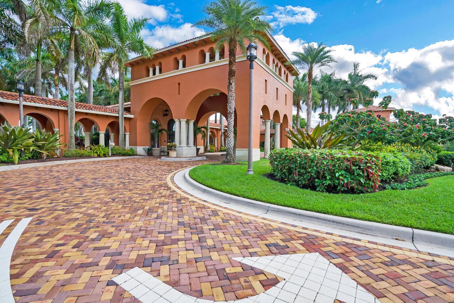 9469 Via Elegante Property Photo 51