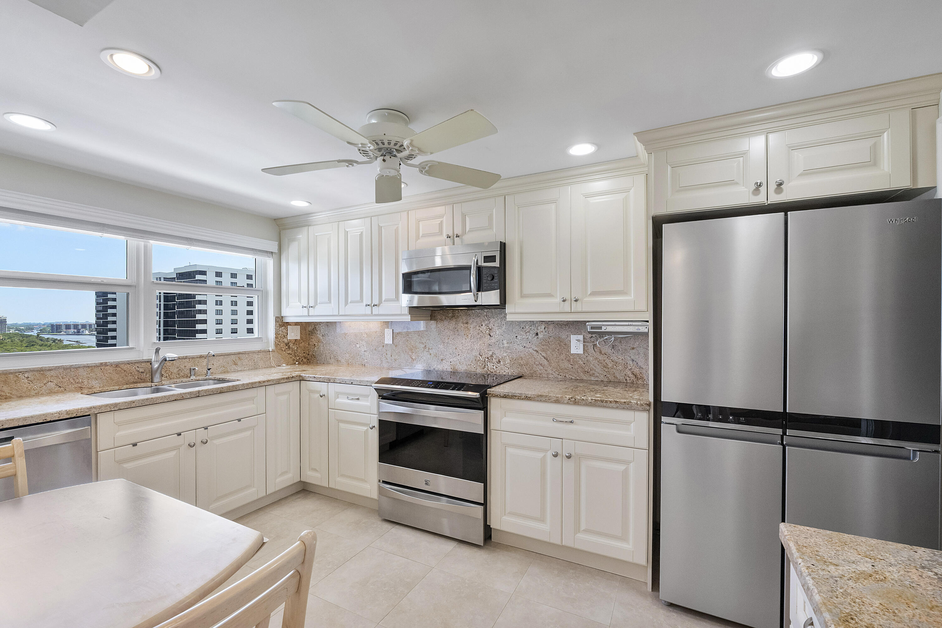 3300 S Ocean Boulevard 1021-c Property Photo 3