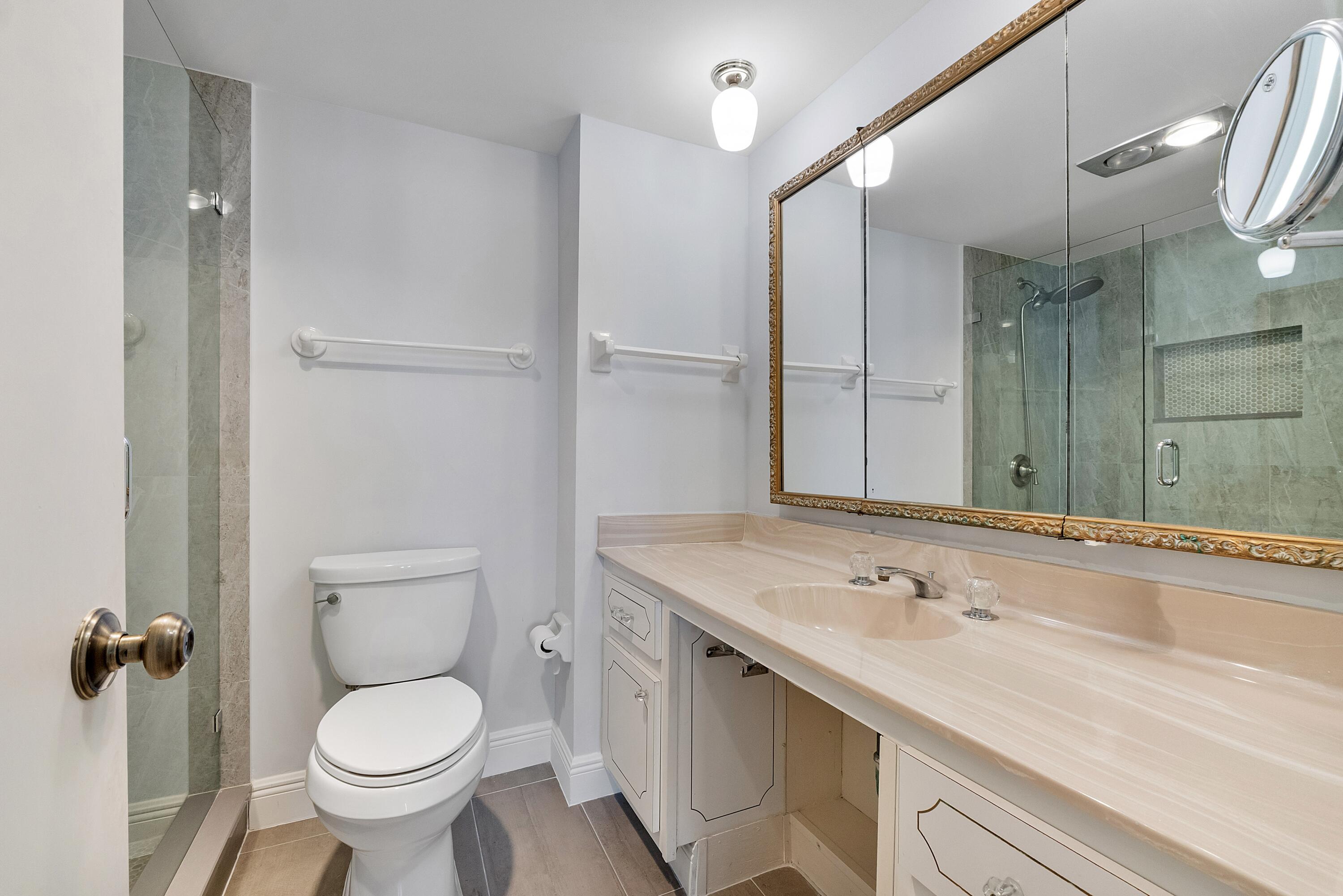 3300 S Ocean Boulevard 1021-c Property Photo 10