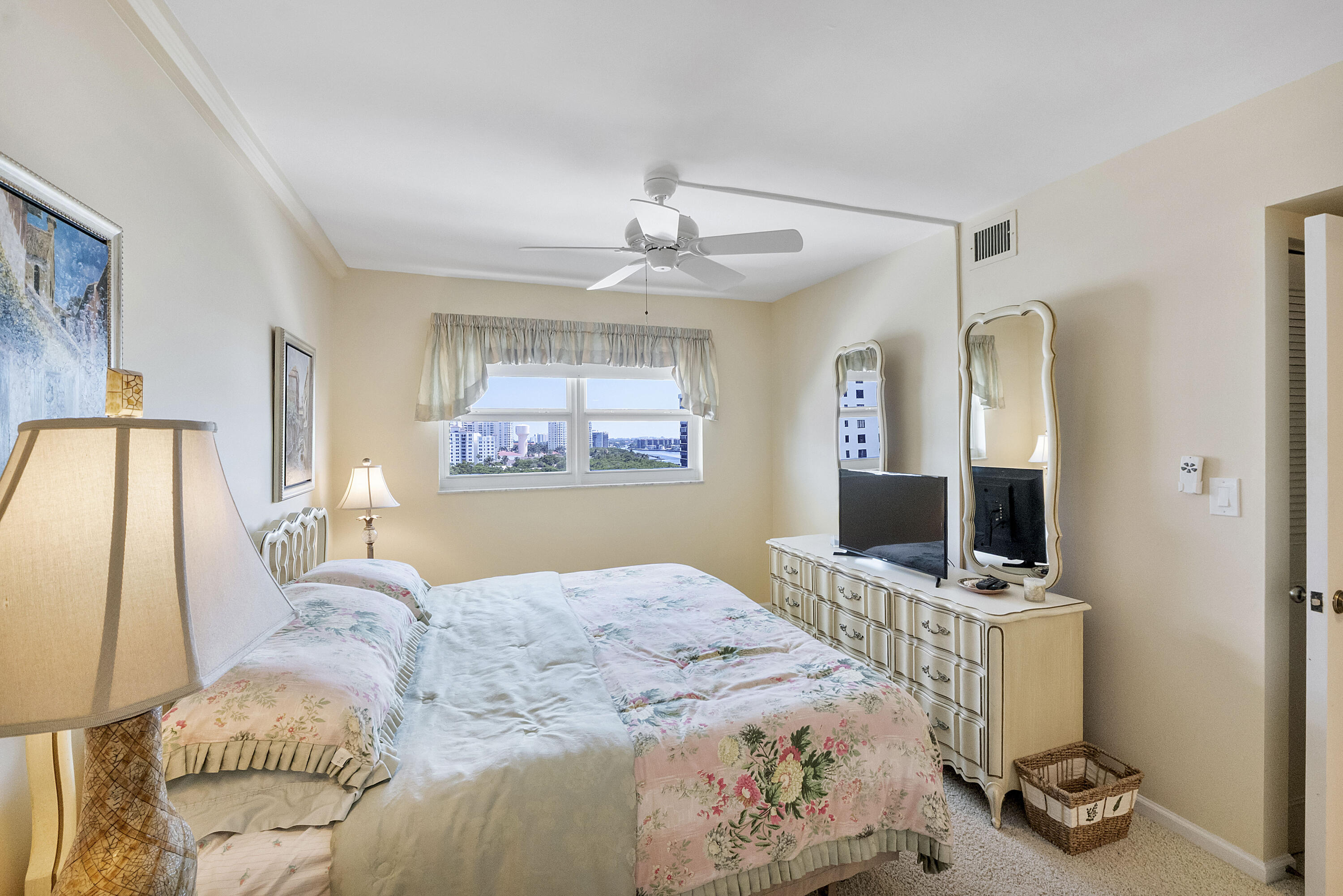 3300 S Ocean Boulevard 1021-c Property Photo 11