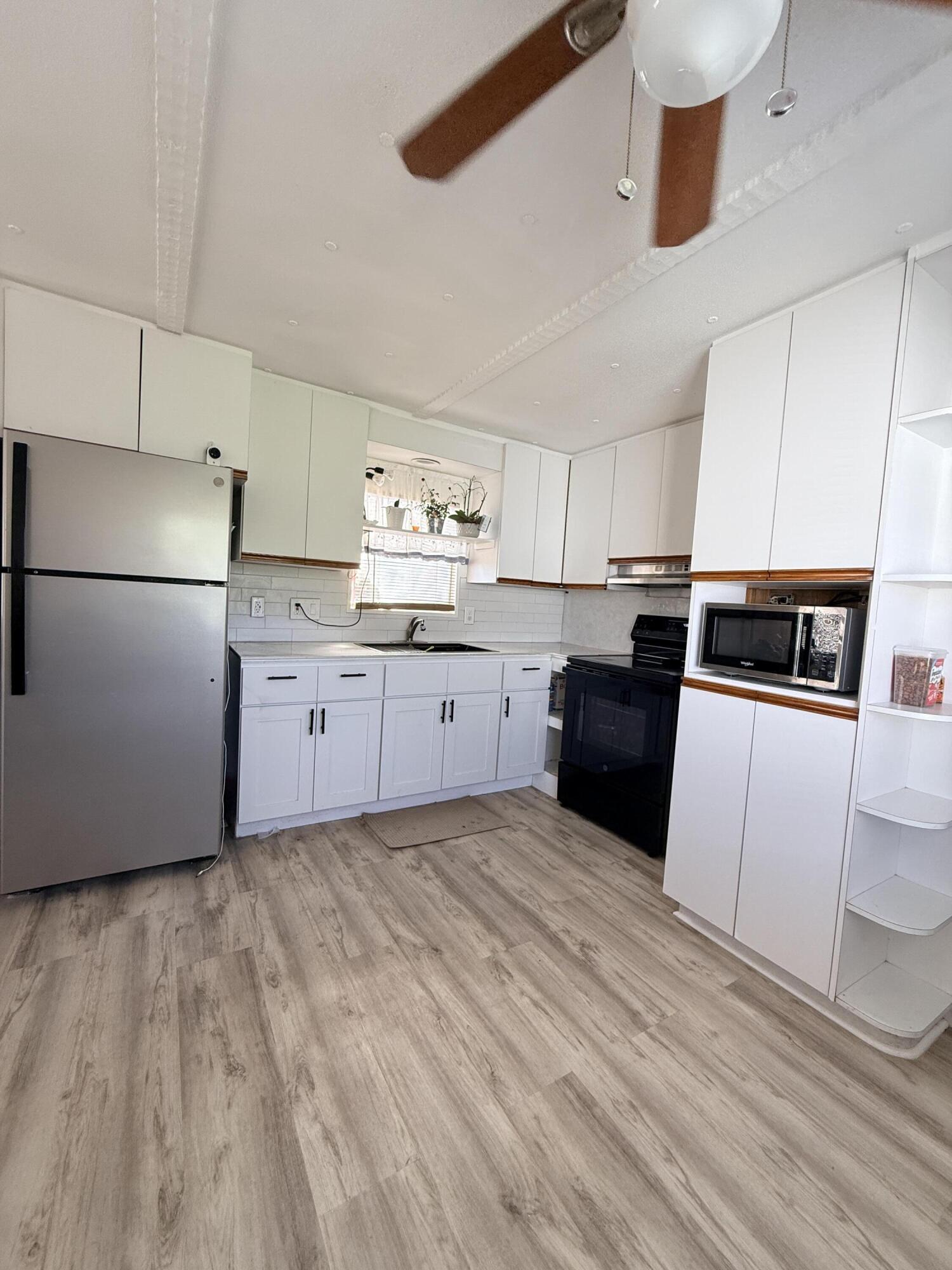 3965 Sheraton Circle Property Photo 4