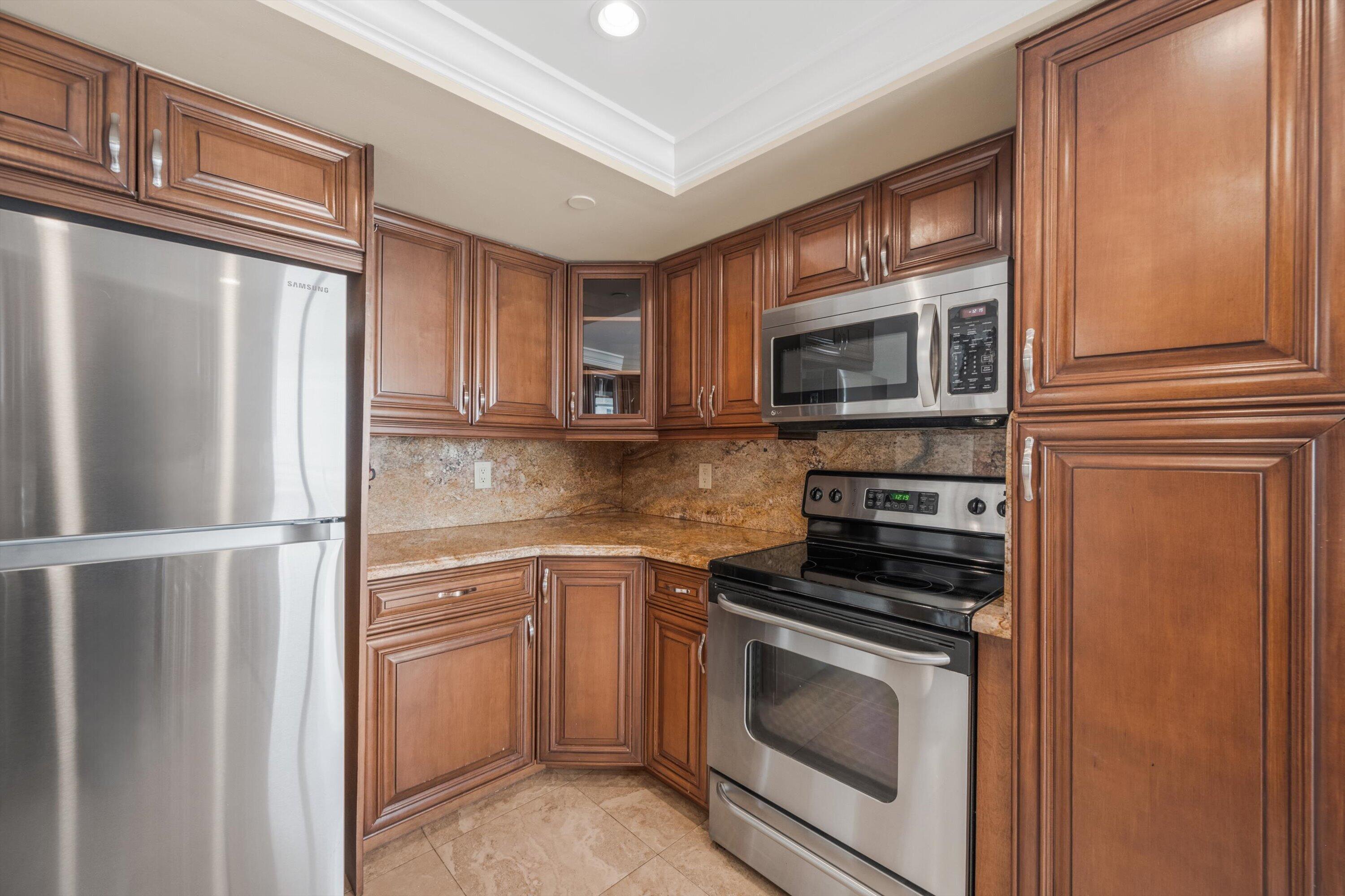 3560 S Ocean Boulevard 607 Property Photo 10