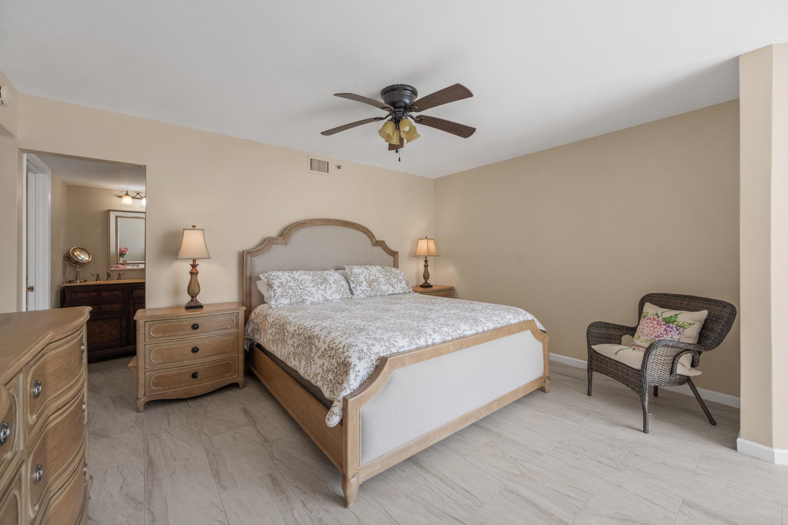 3560 S Ocean Boulevard 607 Property Photo 13