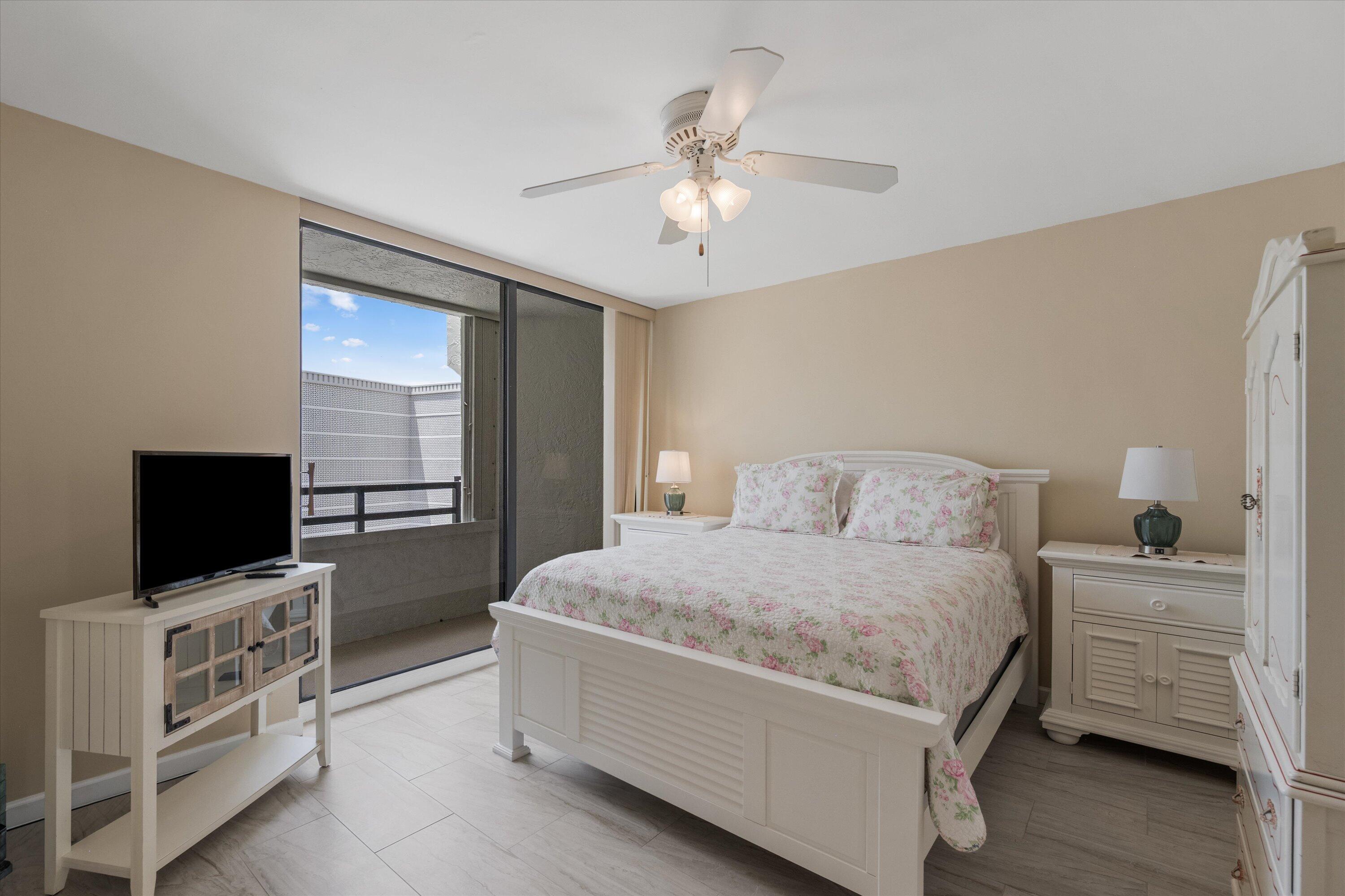 3560 S Ocean Boulevard 607 Property Photo 18