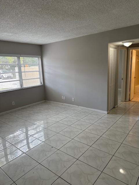 1004 Twin Lakes Drive Property Photo 31