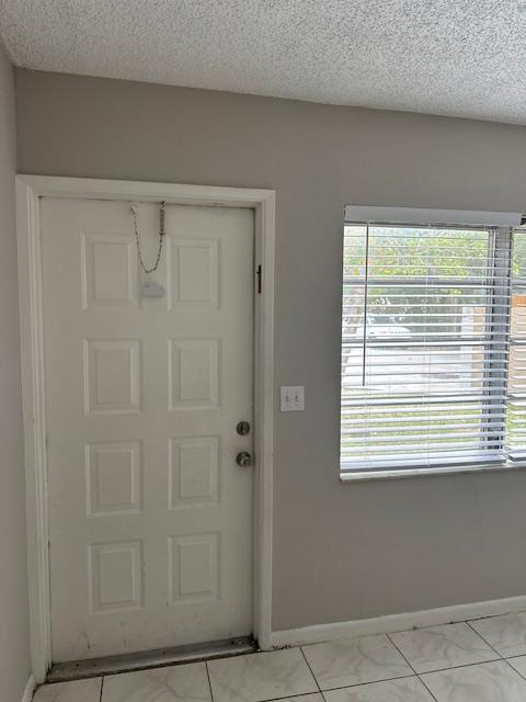 1004 Twin Lakes Drive Property Photo 32