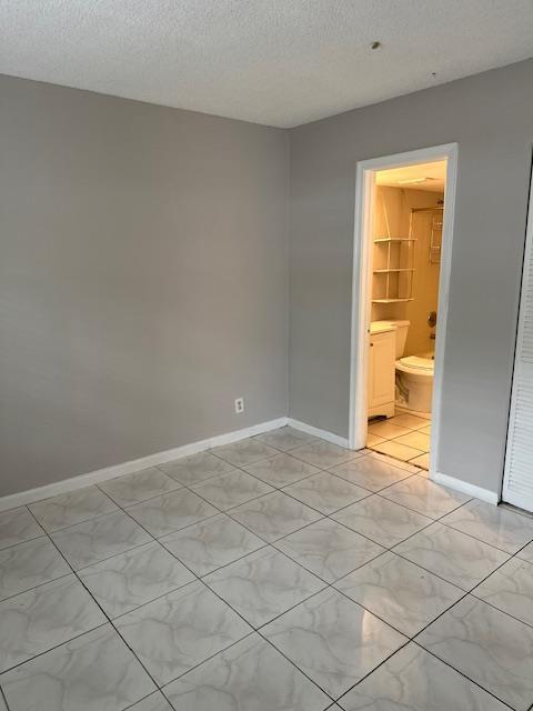 1004 Twin Lakes Drive Property Photo 34