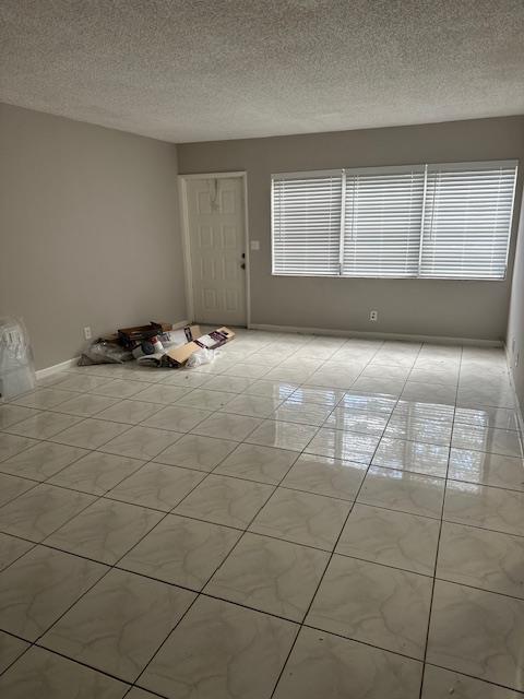 1004 Twin Lakes Drive Property Photo 43