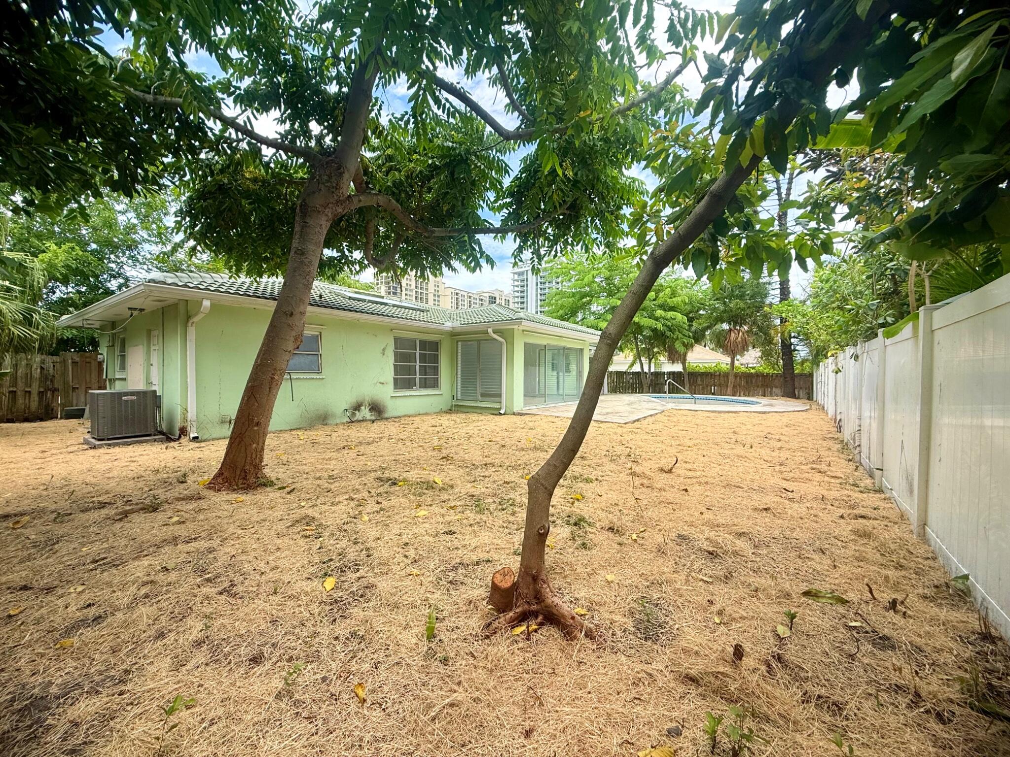 1281 Morse Boulevard Property Photo 8