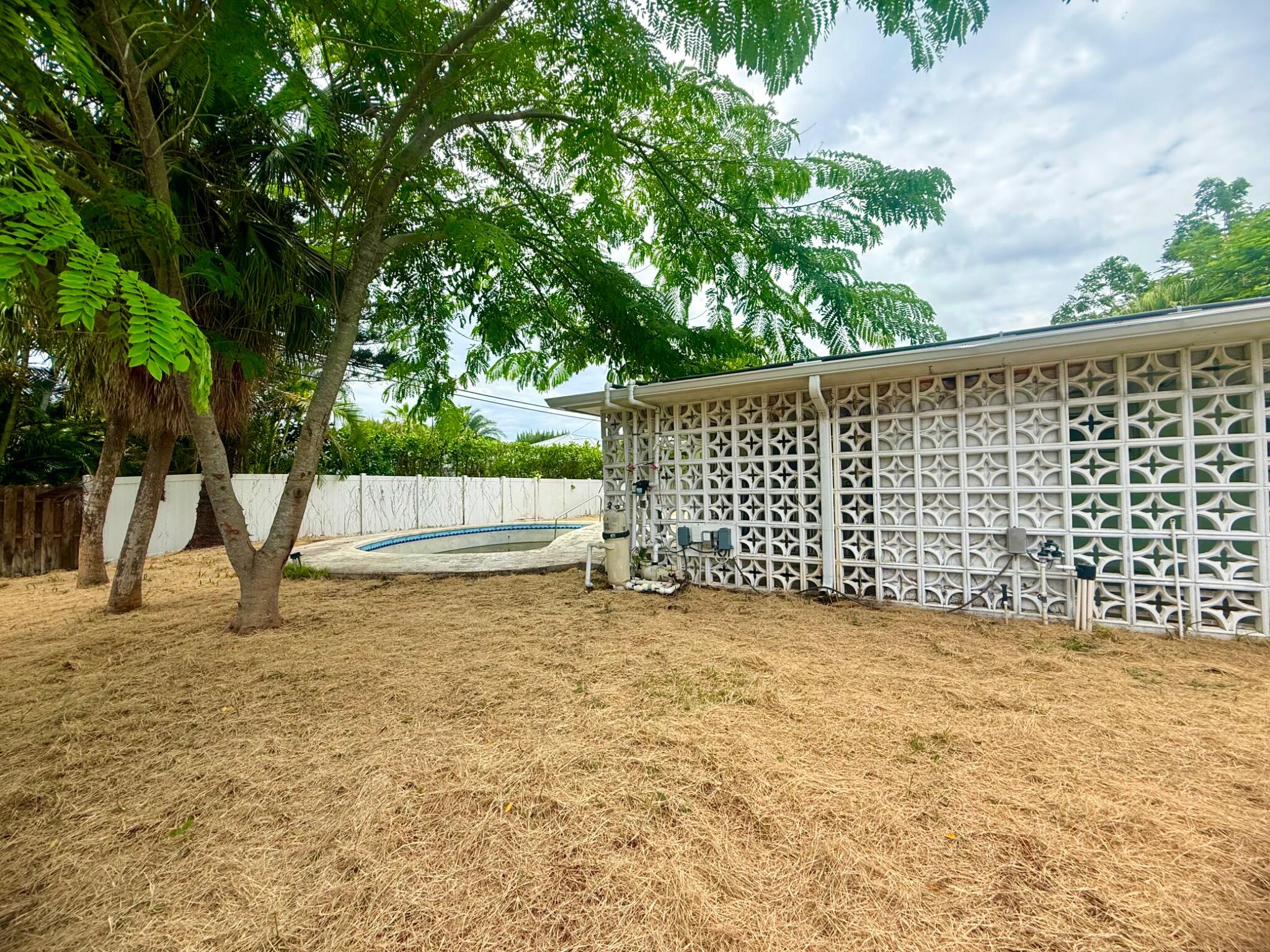 1281 Morse Boulevard Property Photo 10