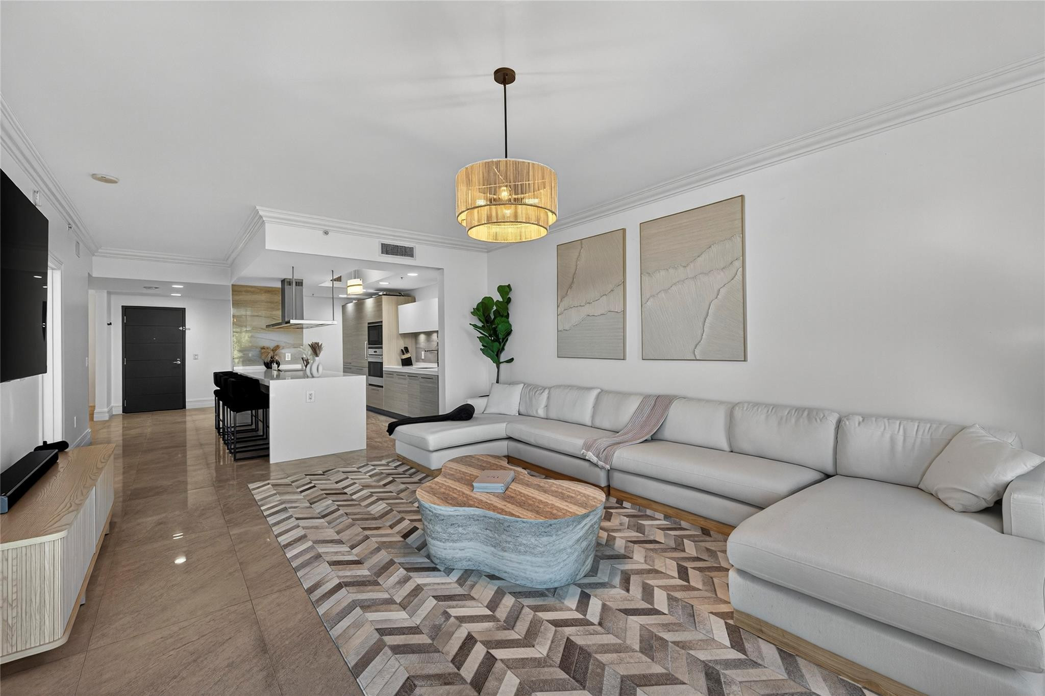 17301 Biscayne Boulevard 506 Property Photo 3