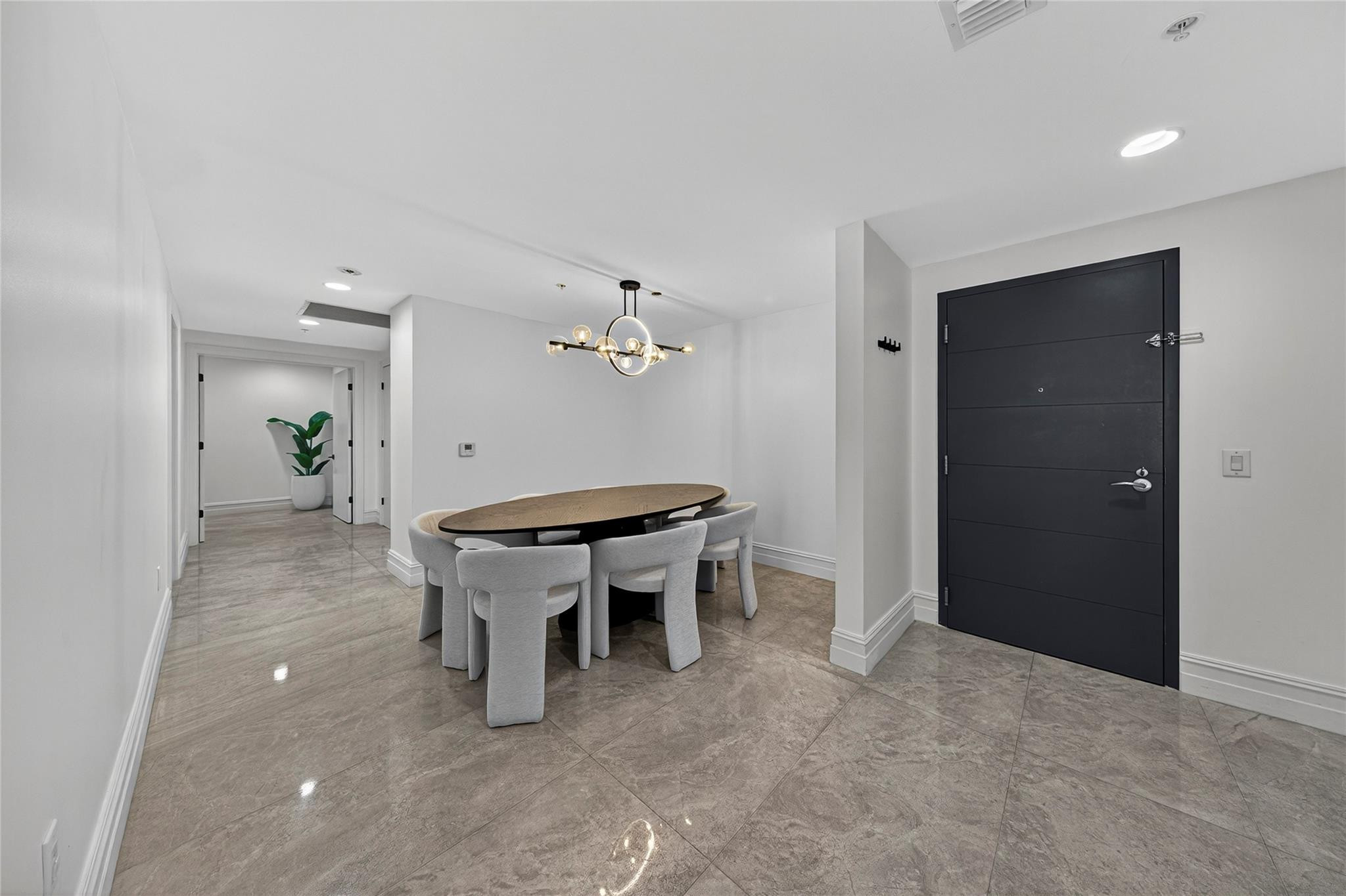 17301 Biscayne Boulevard 506 Property Photo 6