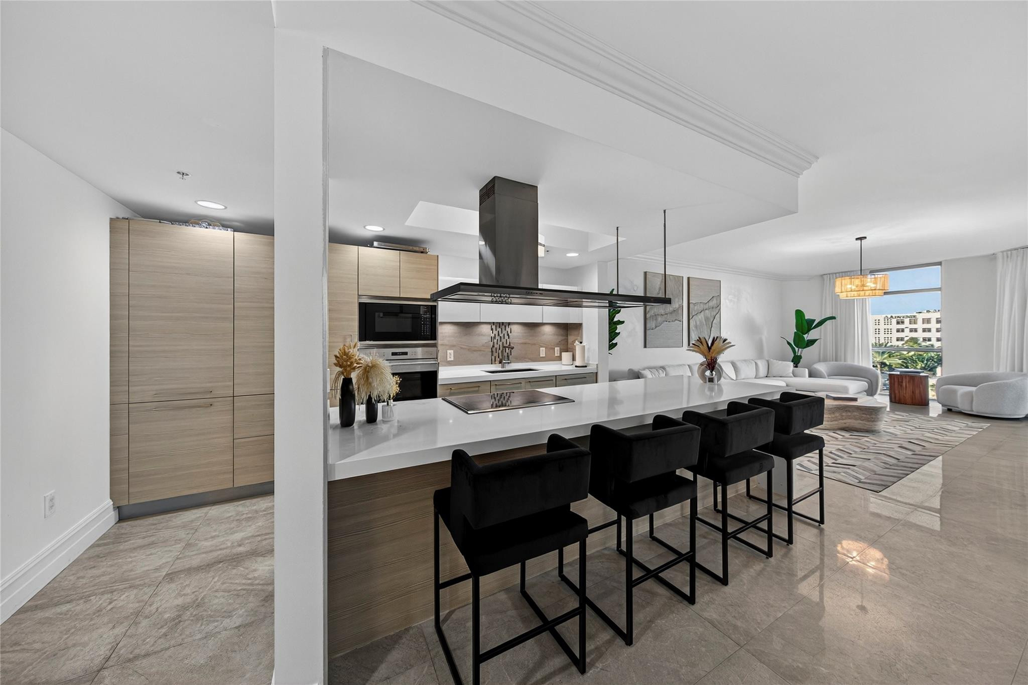 17301 Biscayne Boulevard 506 Property Photo 7