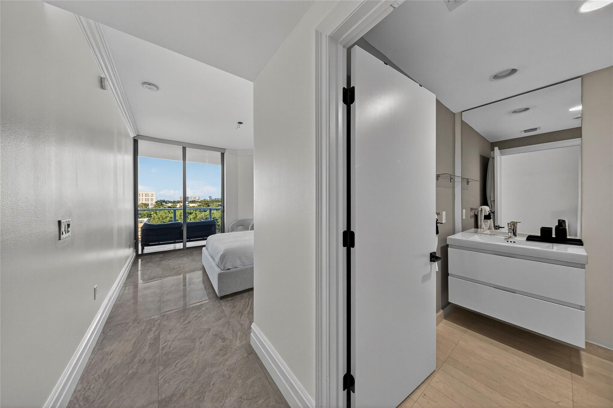17301 Biscayne Boulevard 506 Property Photo 24