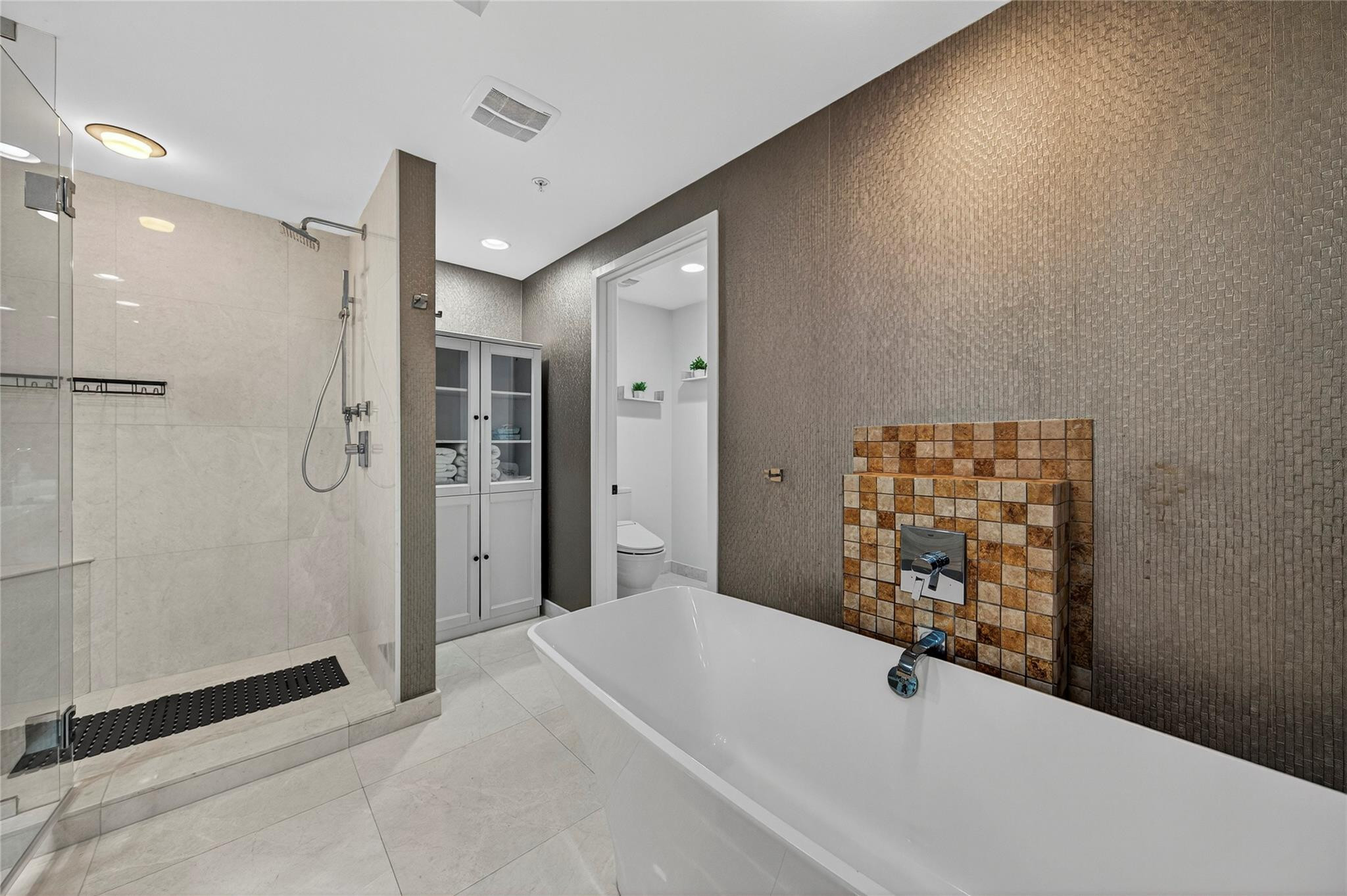 17301 Biscayne Boulevard 506 Property Photo 32