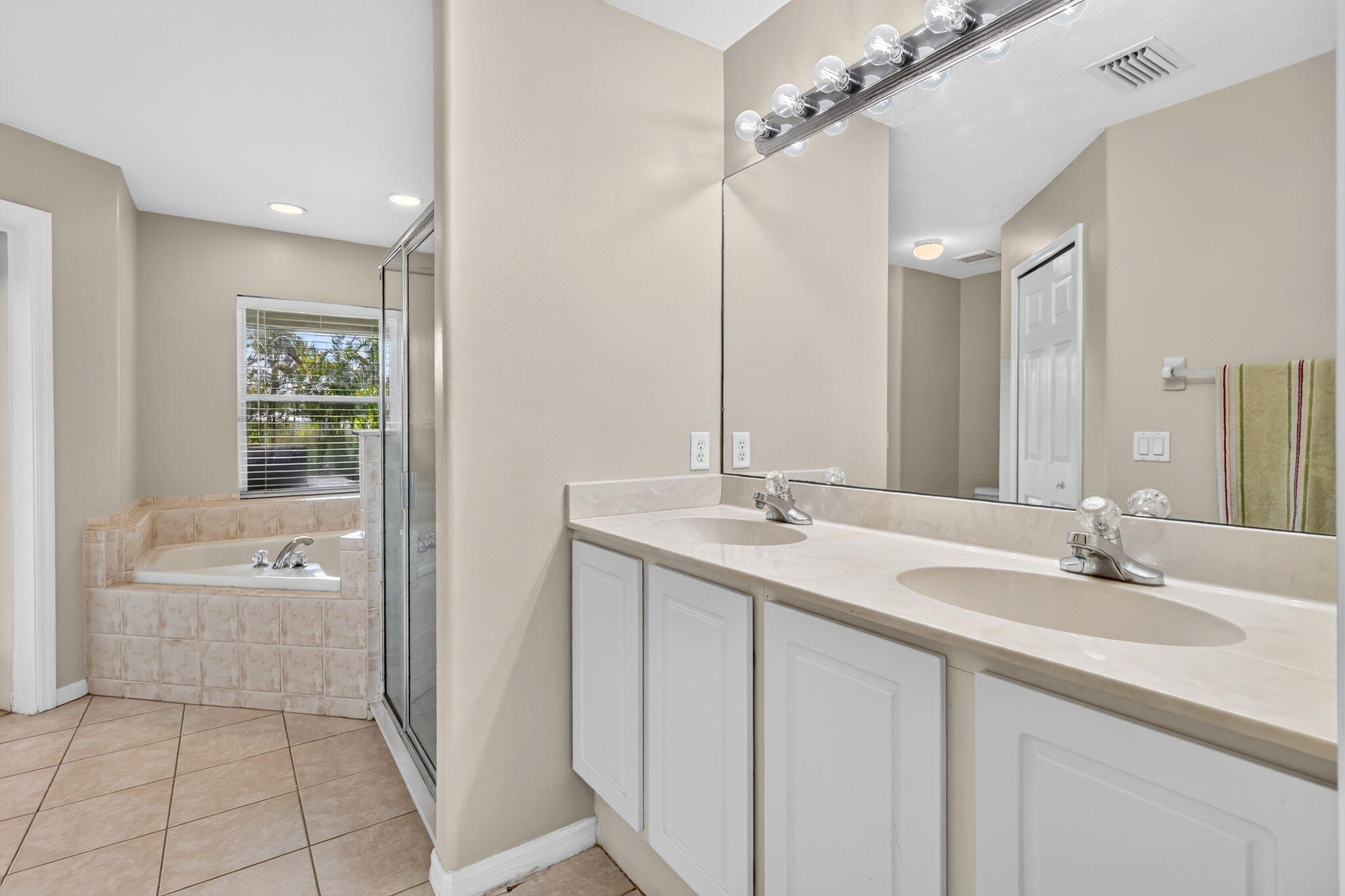 3913 58th Circle Property Photo 13