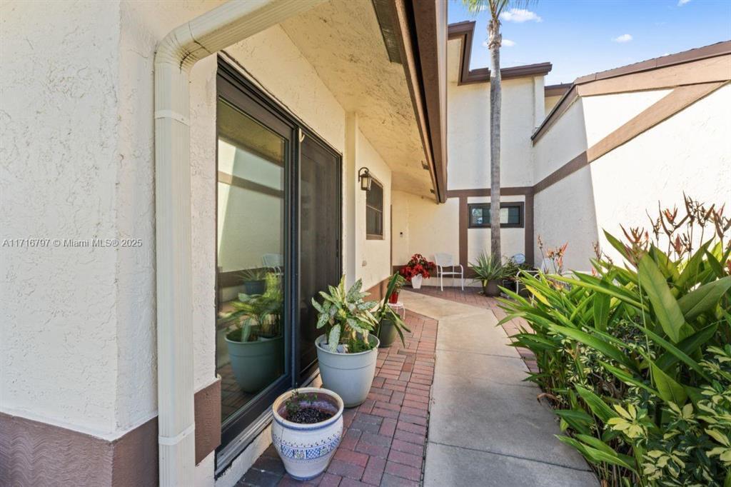 20929 Boca Ridge Drive W Property Photo 3