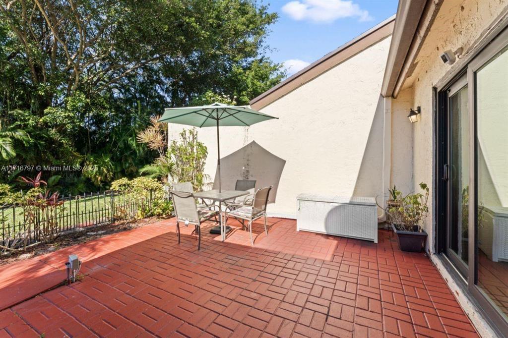 20929 Boca Ridge Drive W Property Photo 6