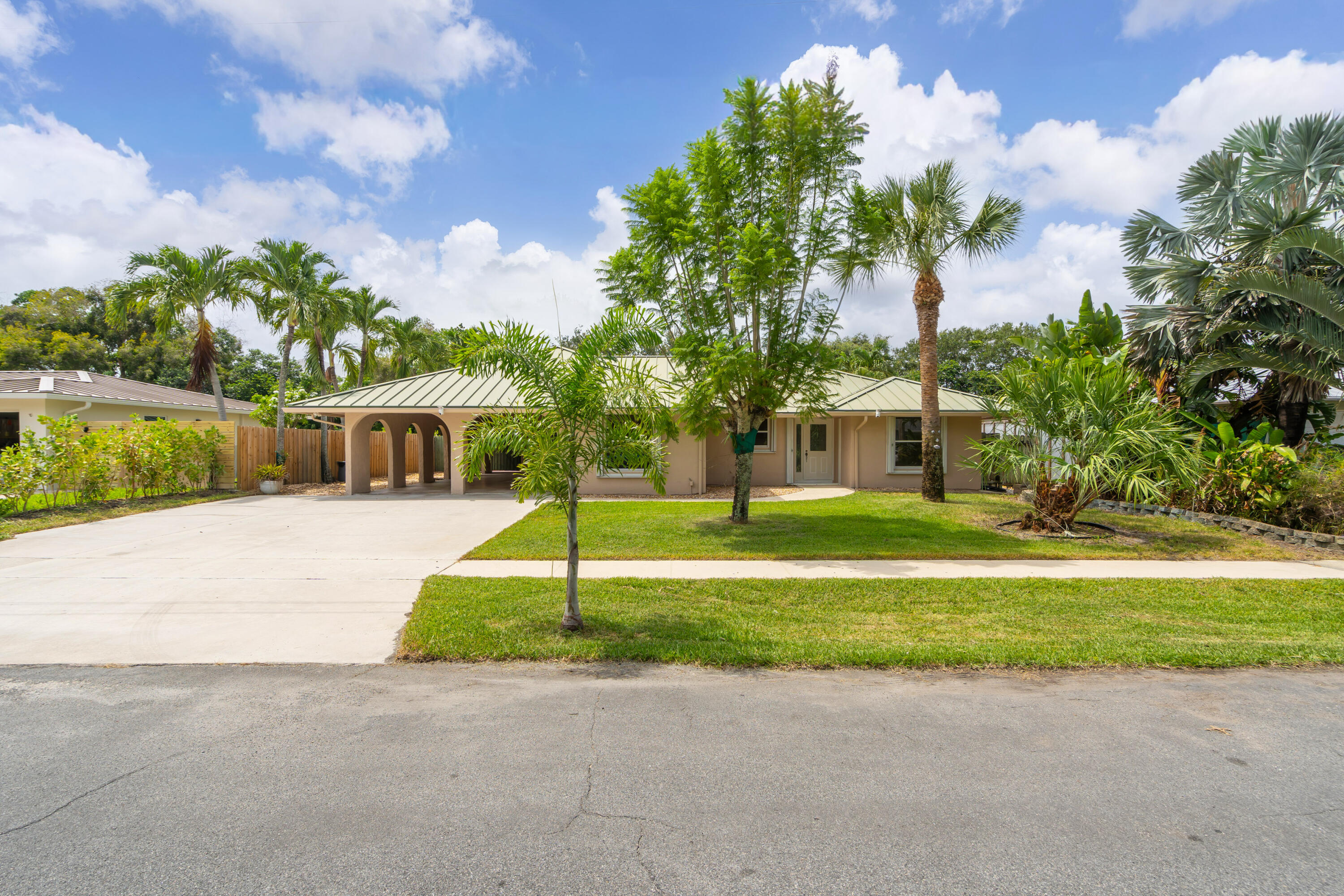 1045 Coral Drive Property Photo 1