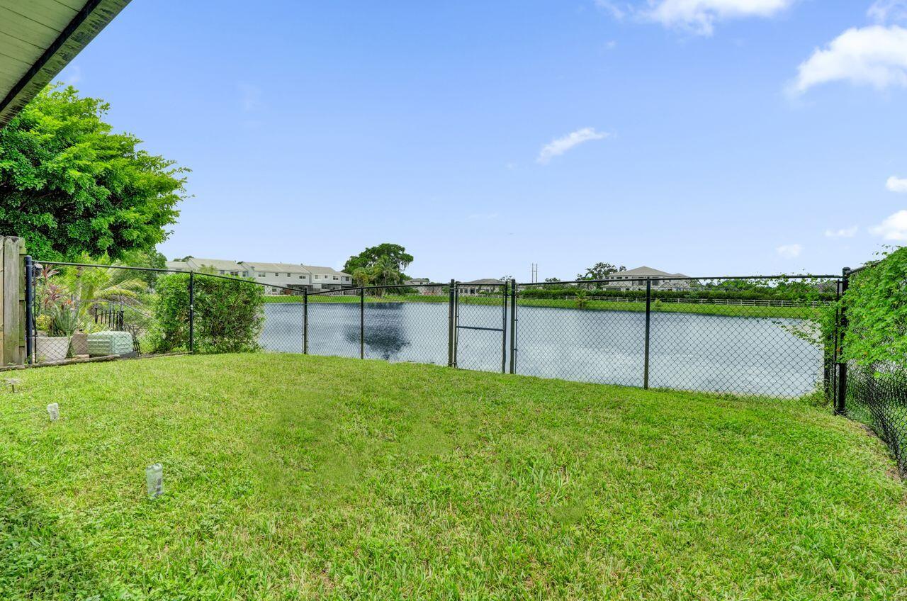 4737 Grapevine Way Property Photo 1
