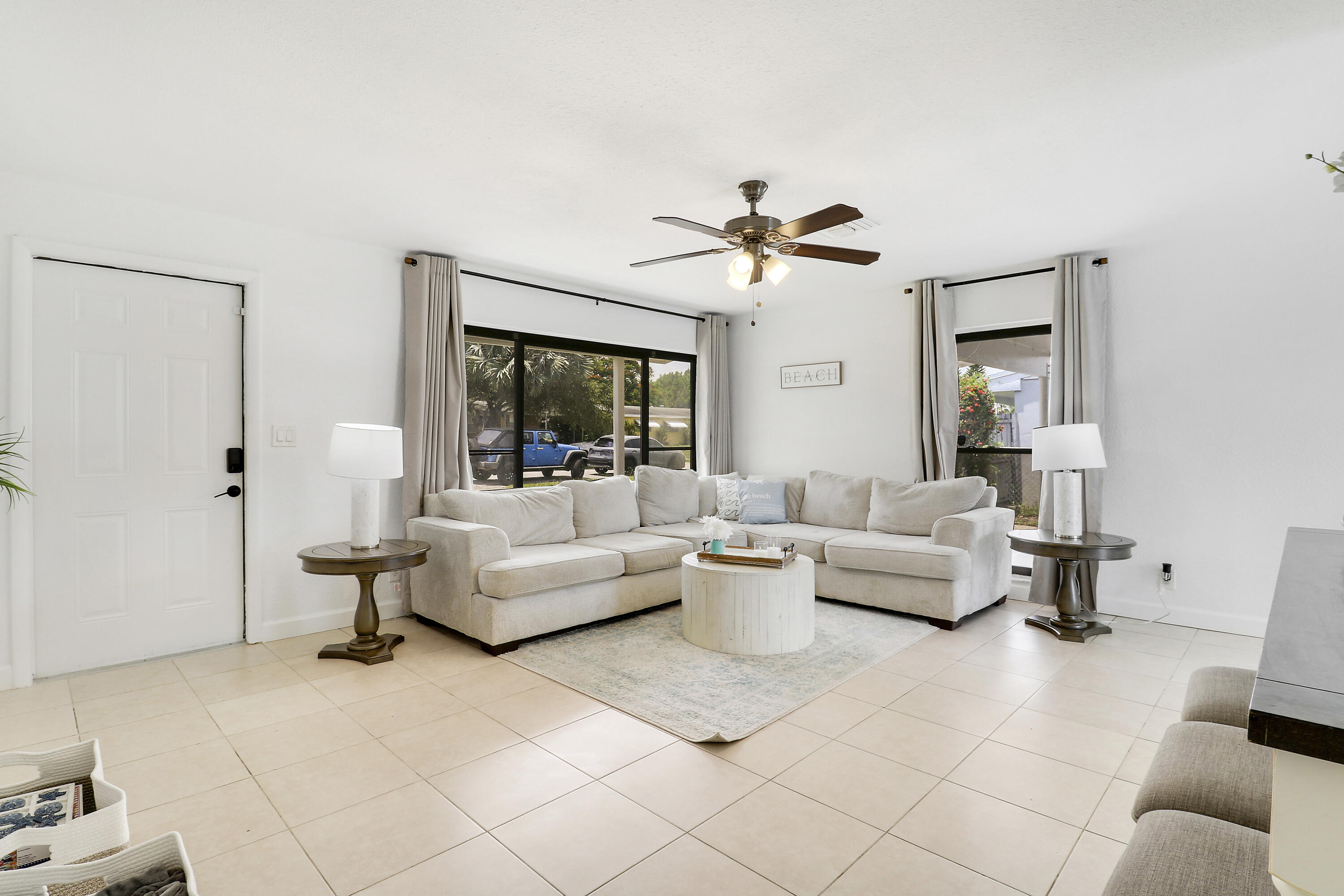 3539 Everglades Road Property Photo 20