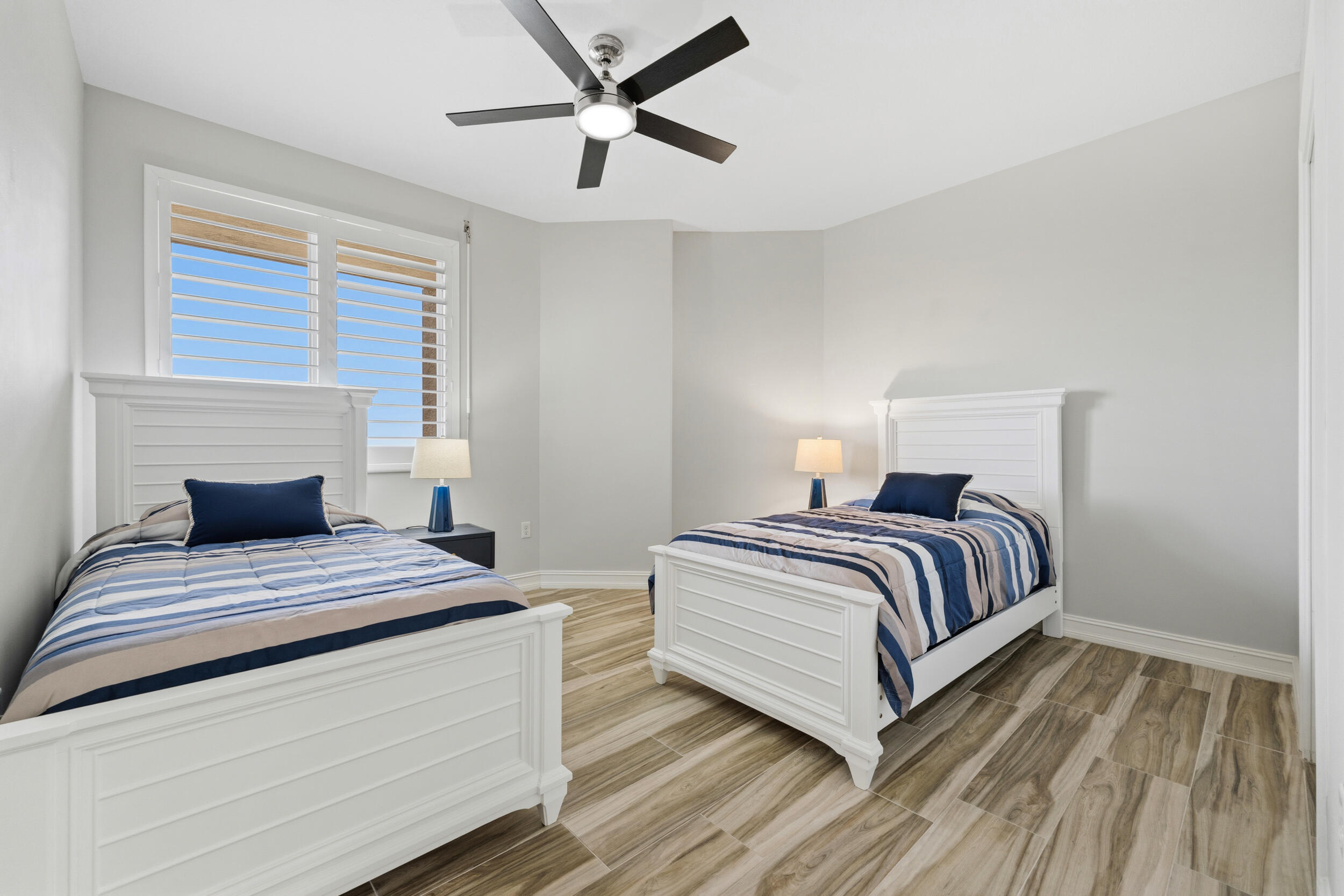 4160 N Highway A1a 1002 Property Photo 27