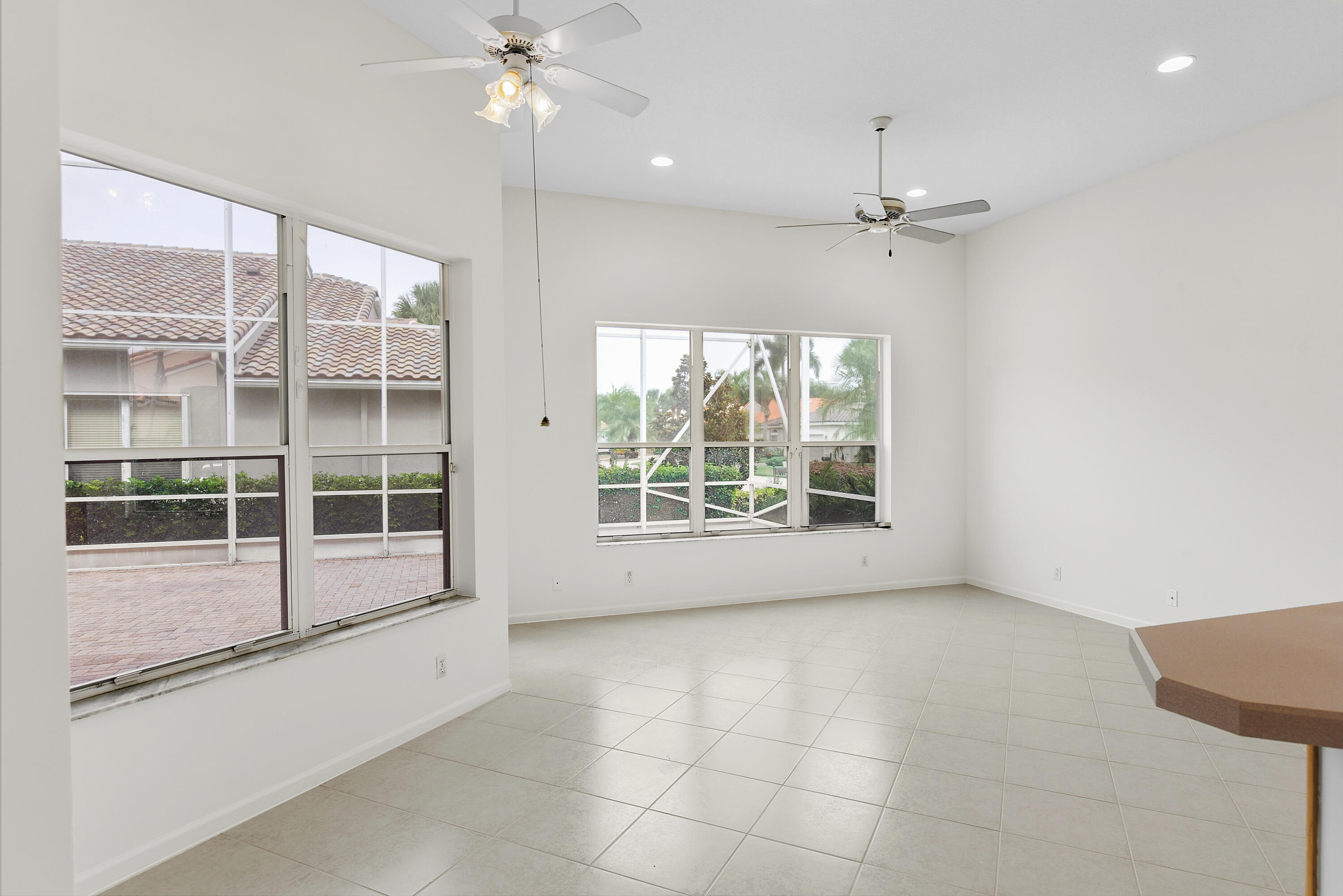 9069 Terni Lane Property Photo 7