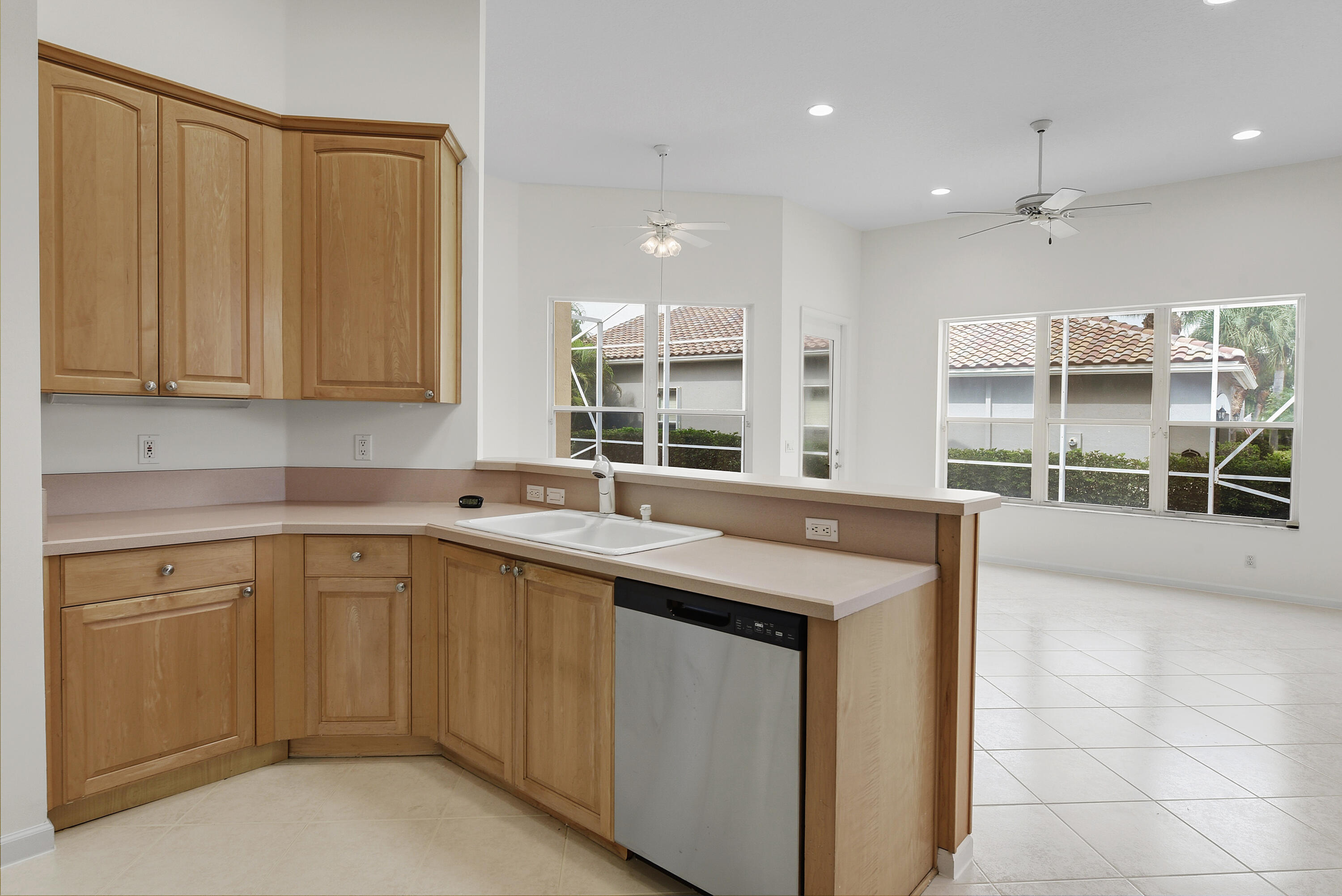 9069 Terni Lane Property Photo 12