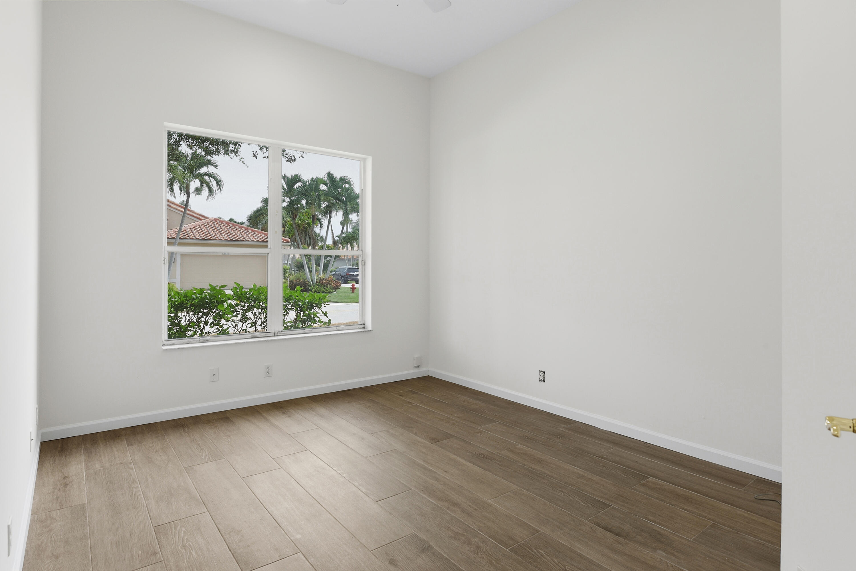 9069 Terni Lane Property Photo 15