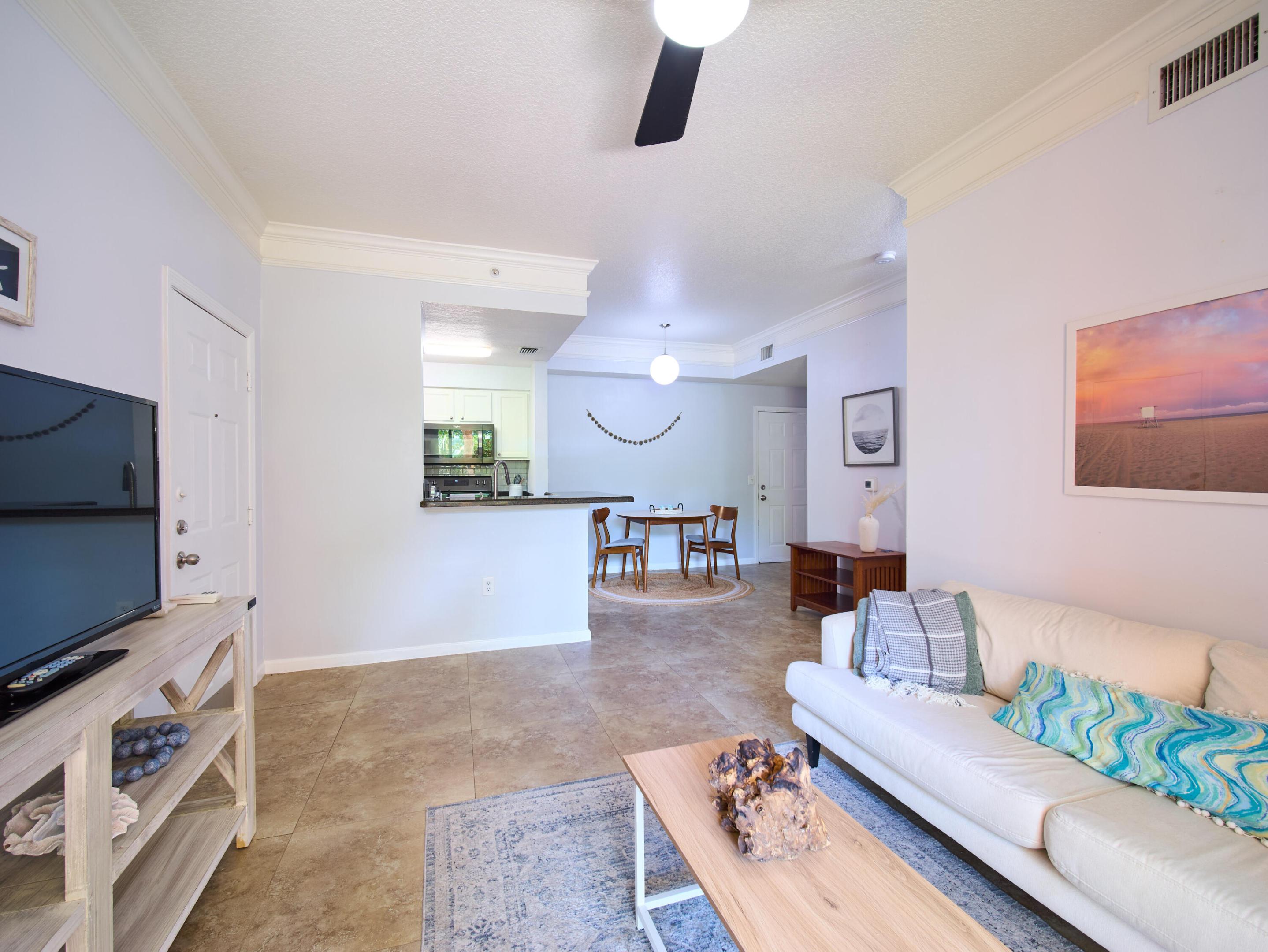 1108 Myrtlewood Circle E Property Photo 6
