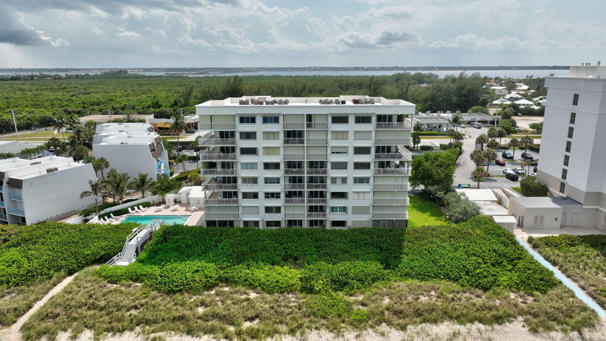 10980 S Ocean Drive Property Photo 5