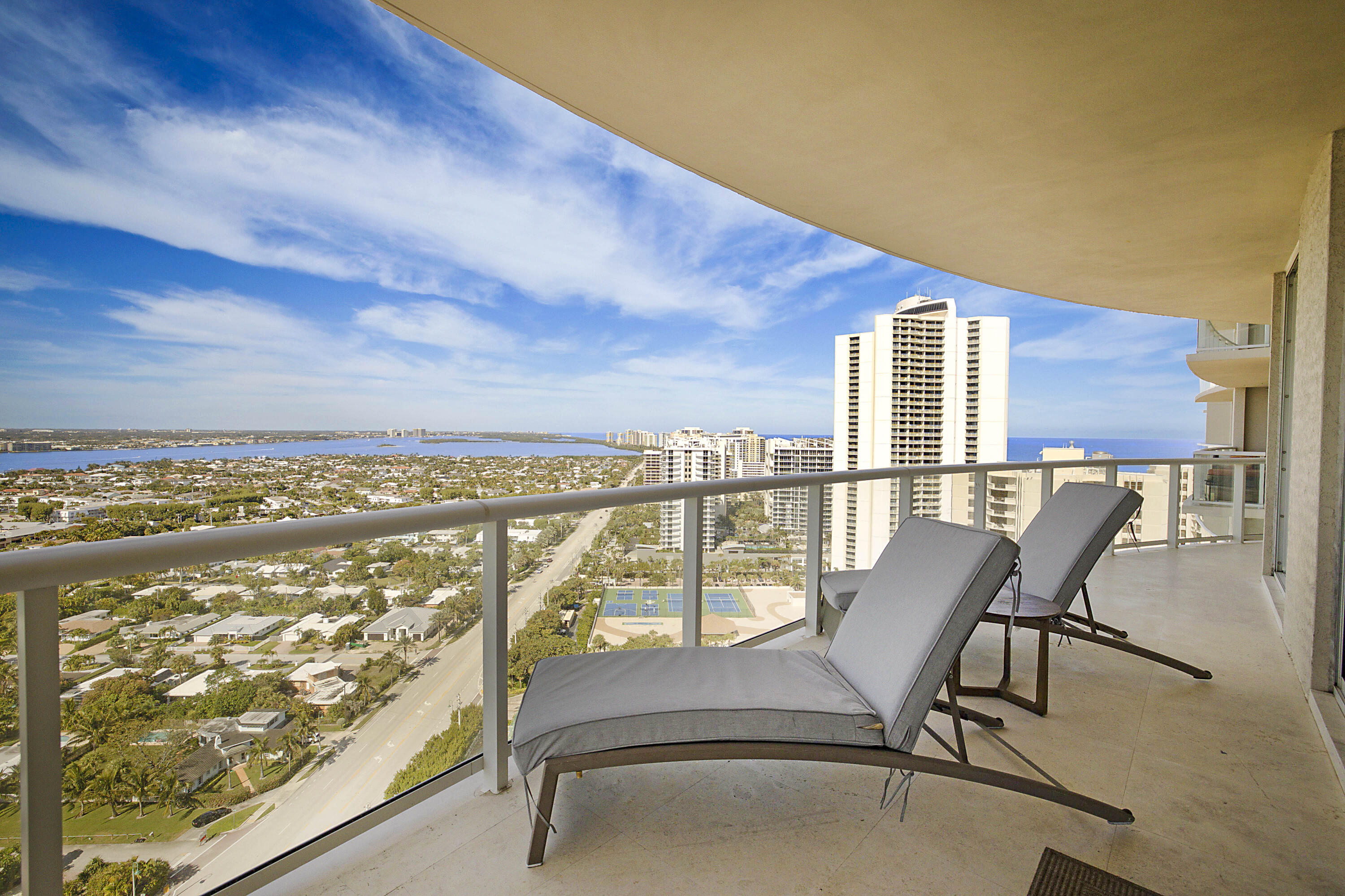 2700 N Ocean Drive 2206b Property Photo 26