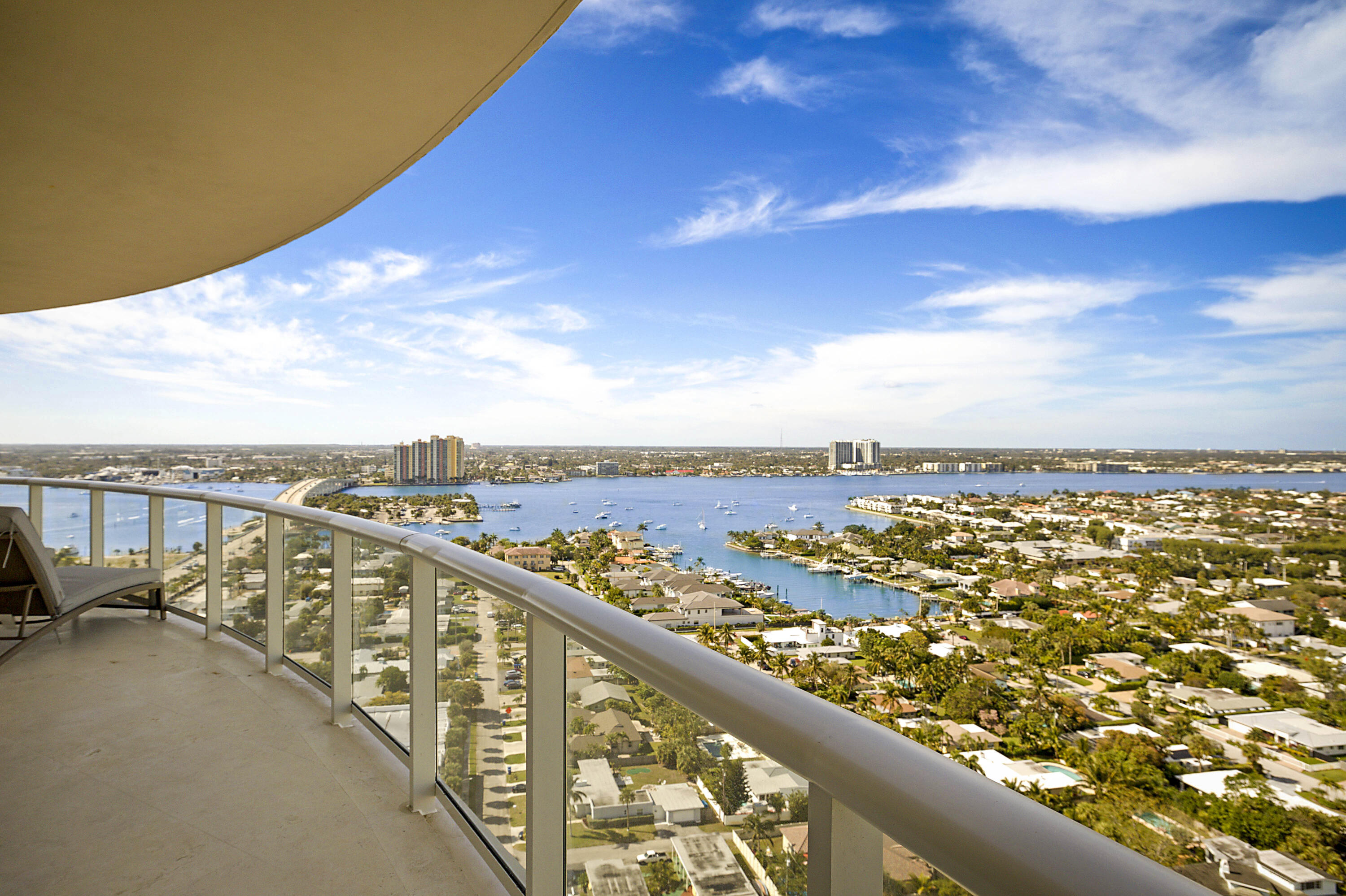 2700 N Ocean Drive 2206b Property Photo 28
