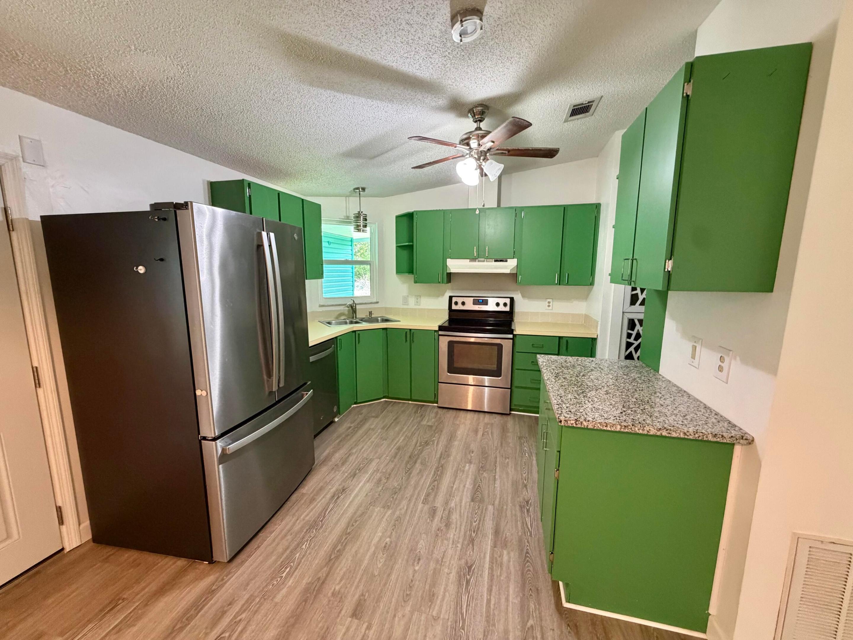 2963 Fiddlewood Circle Property Photo 8