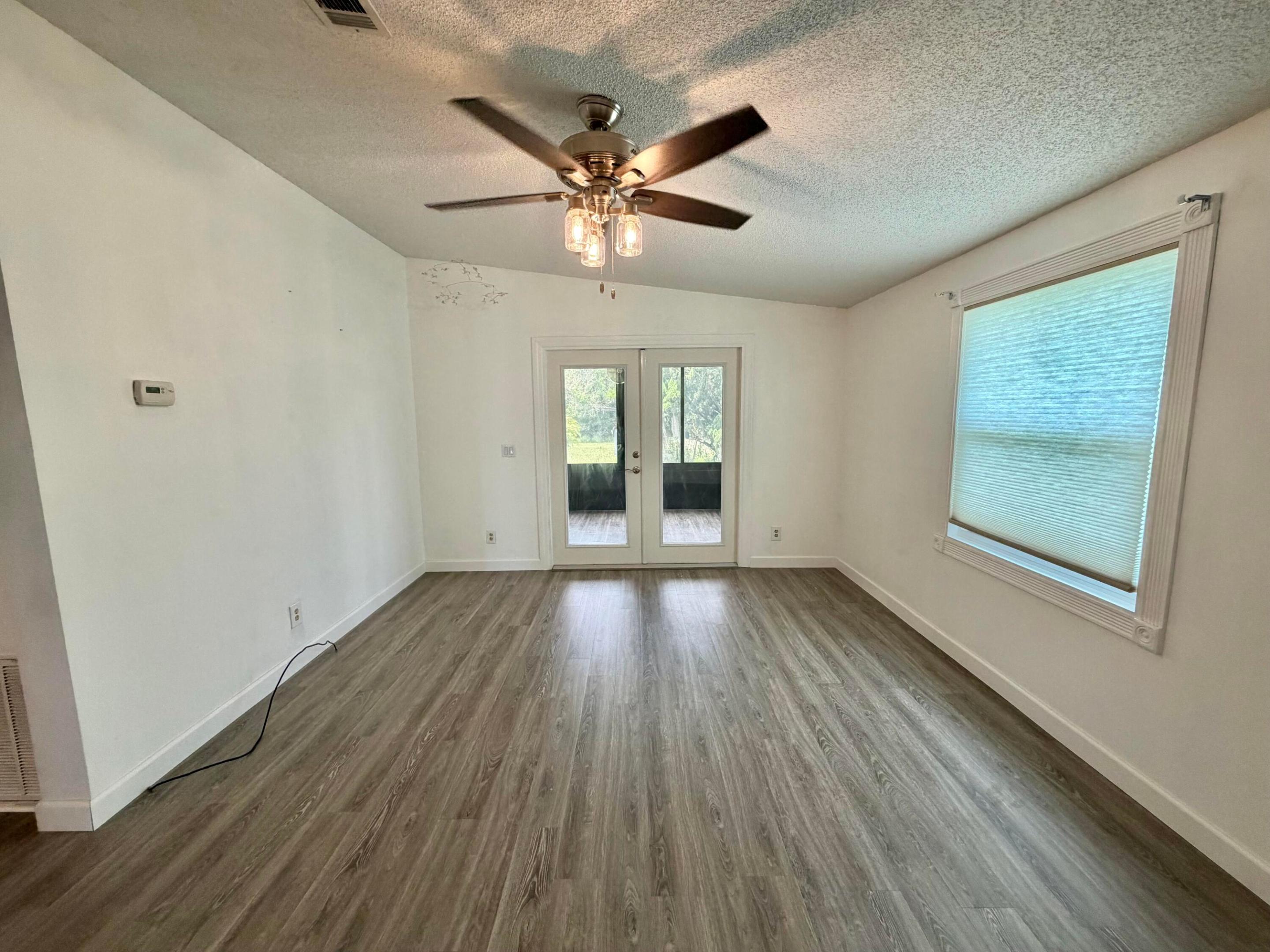 2963 Fiddlewood Circle Property Photo 11