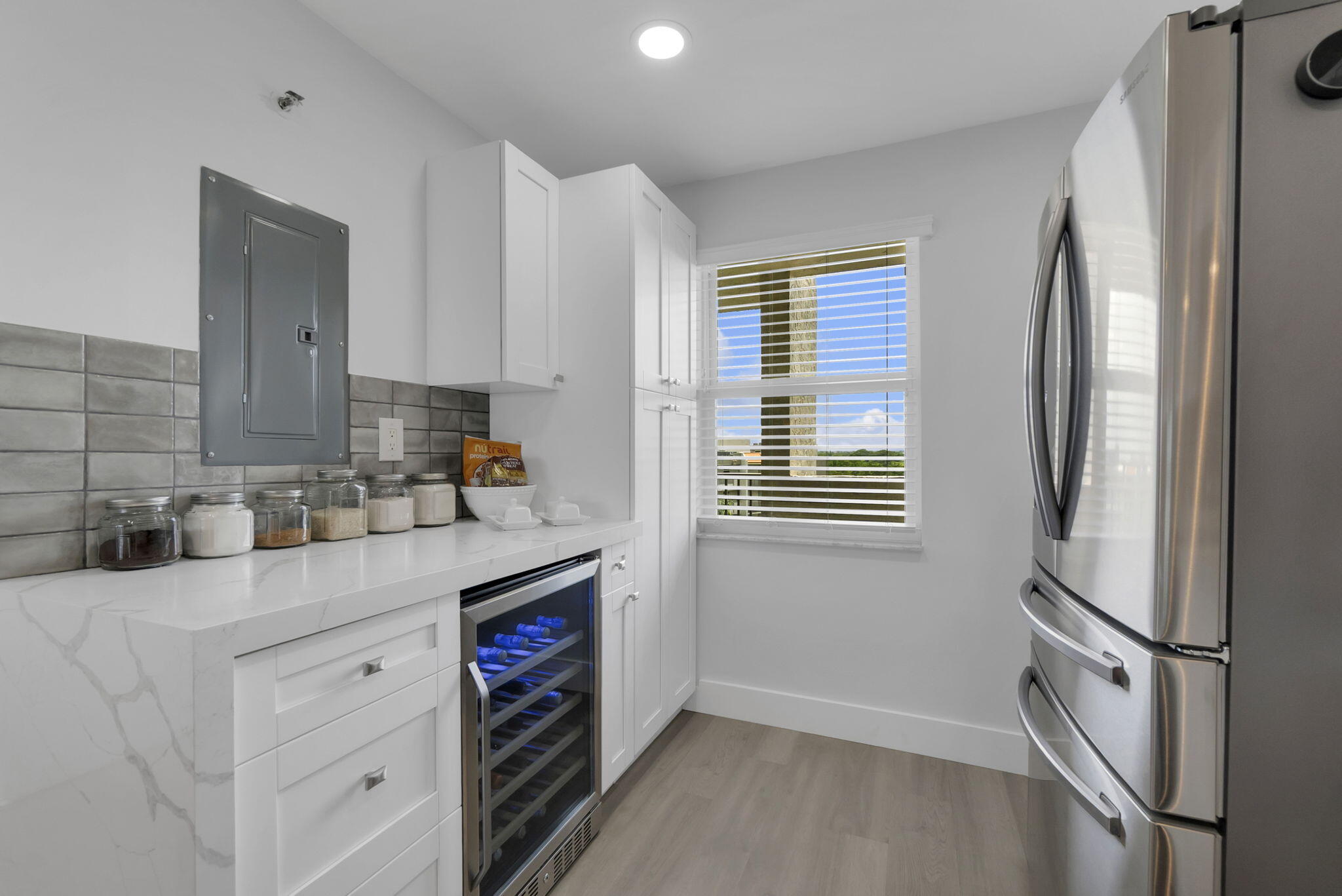 3940 Inverrary Boulevard 803-a Property Photo 6