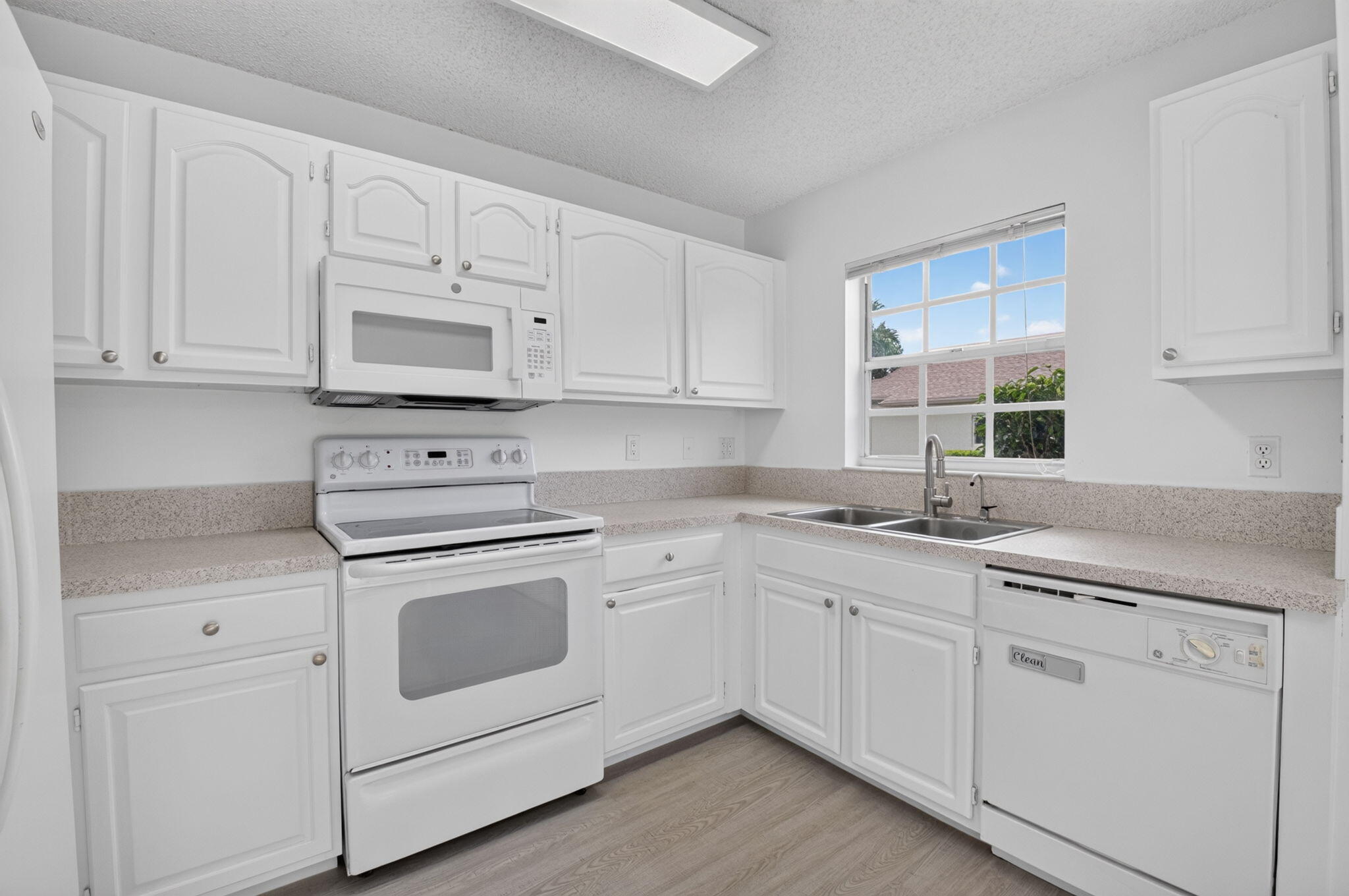 9621 Boca Gardens Circle N C Property Photo 4