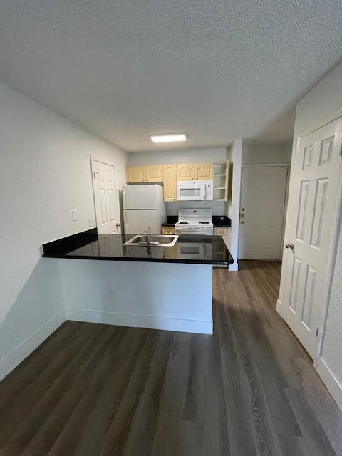 4221 W Mcnab Road Property Photo 4