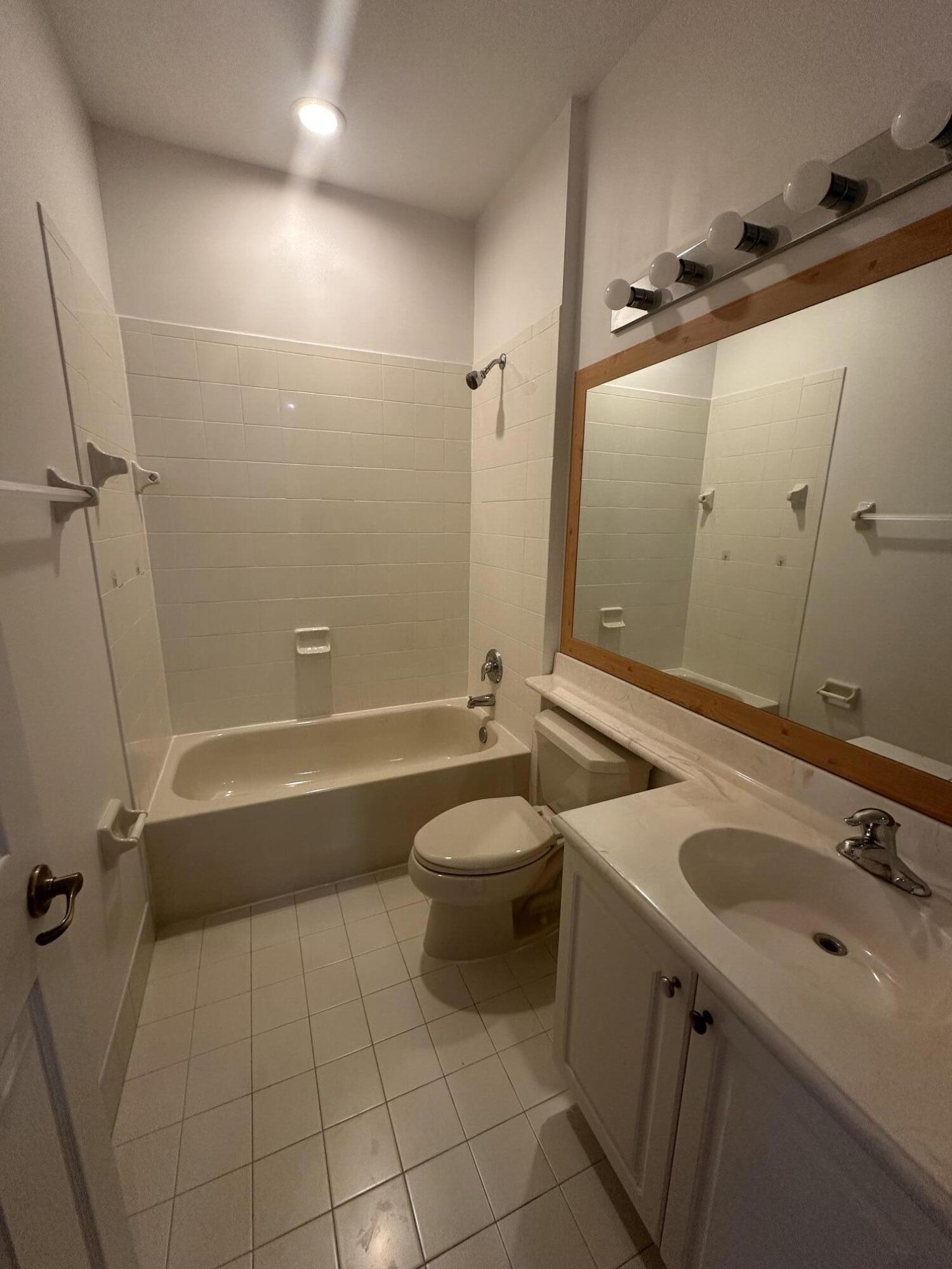 1530 Via De Pepi 72 Property Photo 23