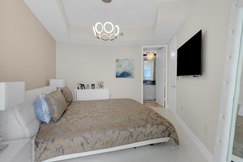 15811 Collins Avenue 2207 Property Photo 16