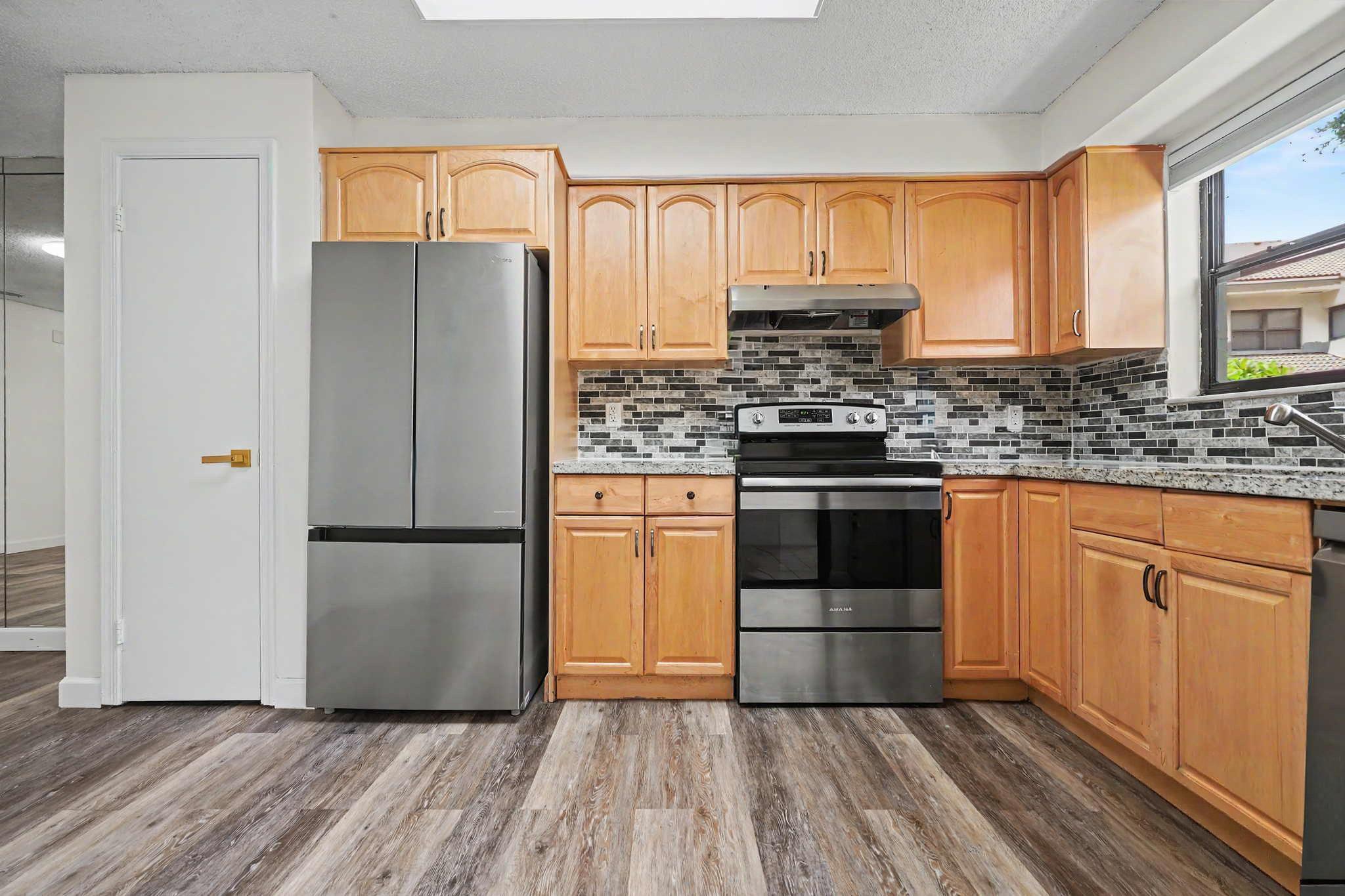 3405 Emerald Oaks Drive Property Photo 21