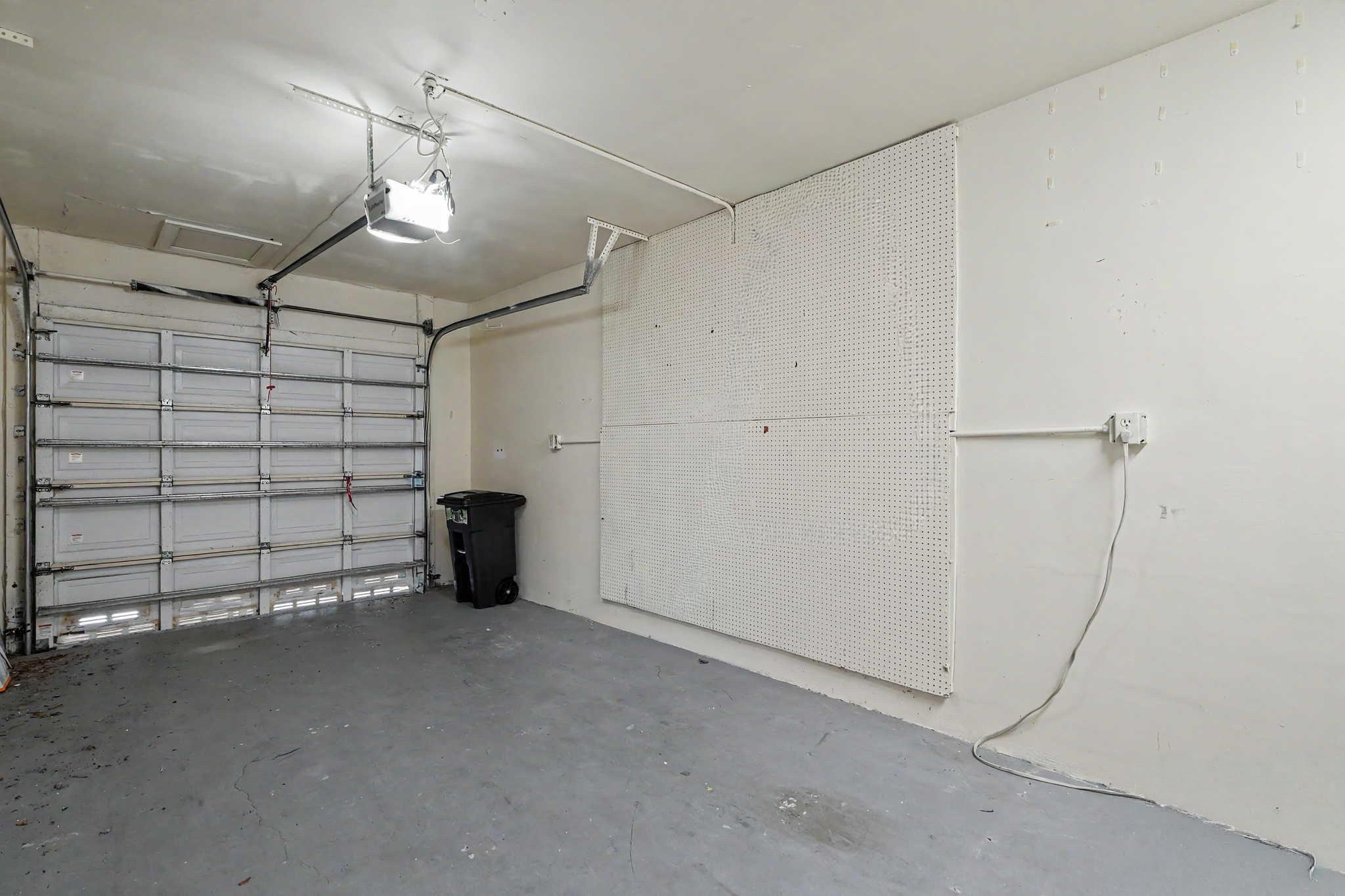 3405 Emerald Oaks Drive 207 Property Photo 46