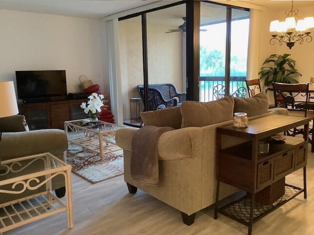450 EGRET Circle 9209 Property Photo 1