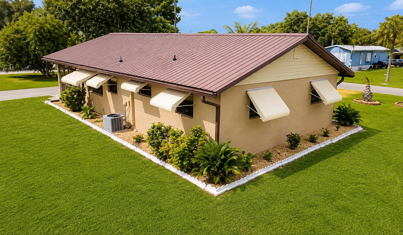 1095 Chobee Loop Property Photo 4